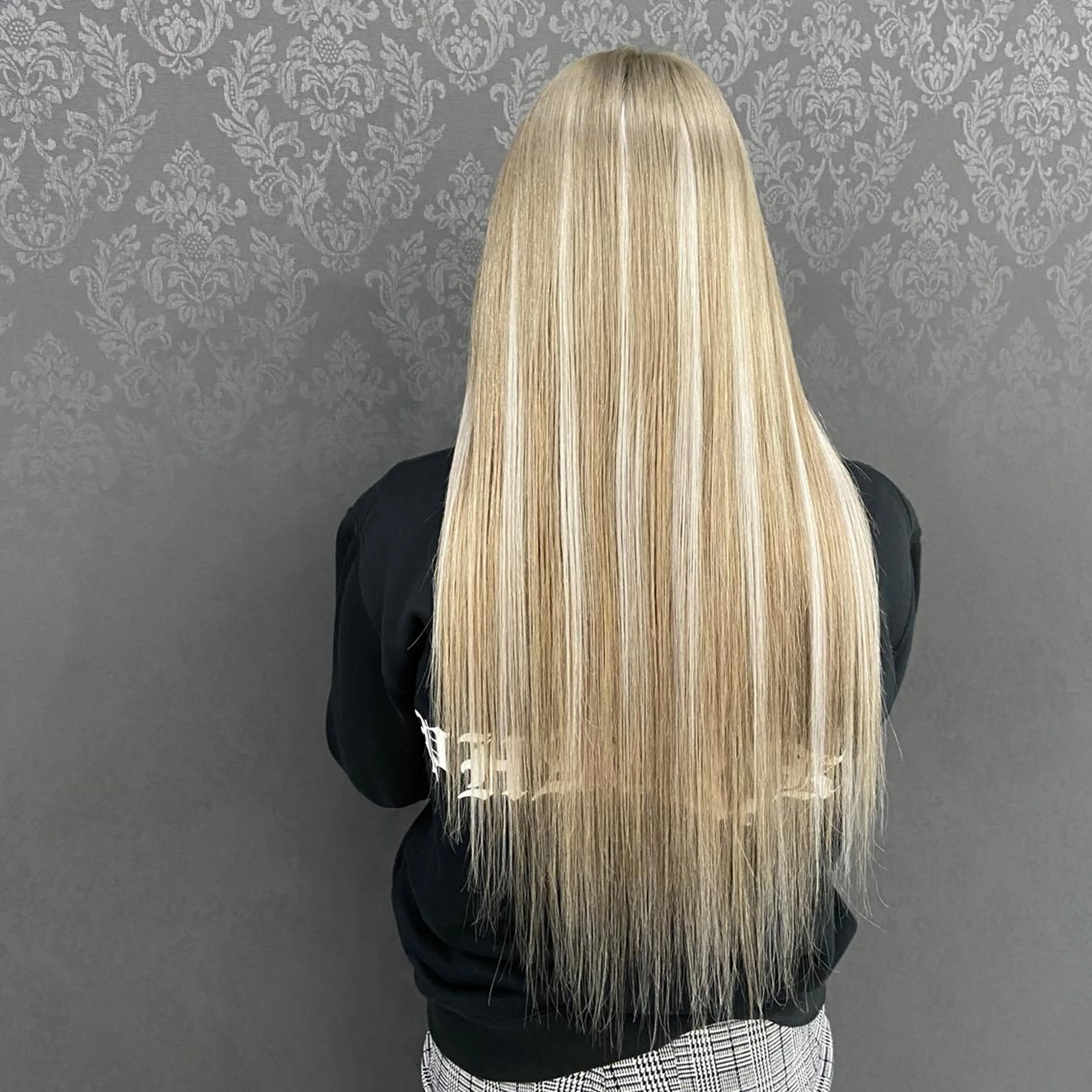 【ハイライトのみ】100%レミーヘアシールエクステ17枚  5500円の写真