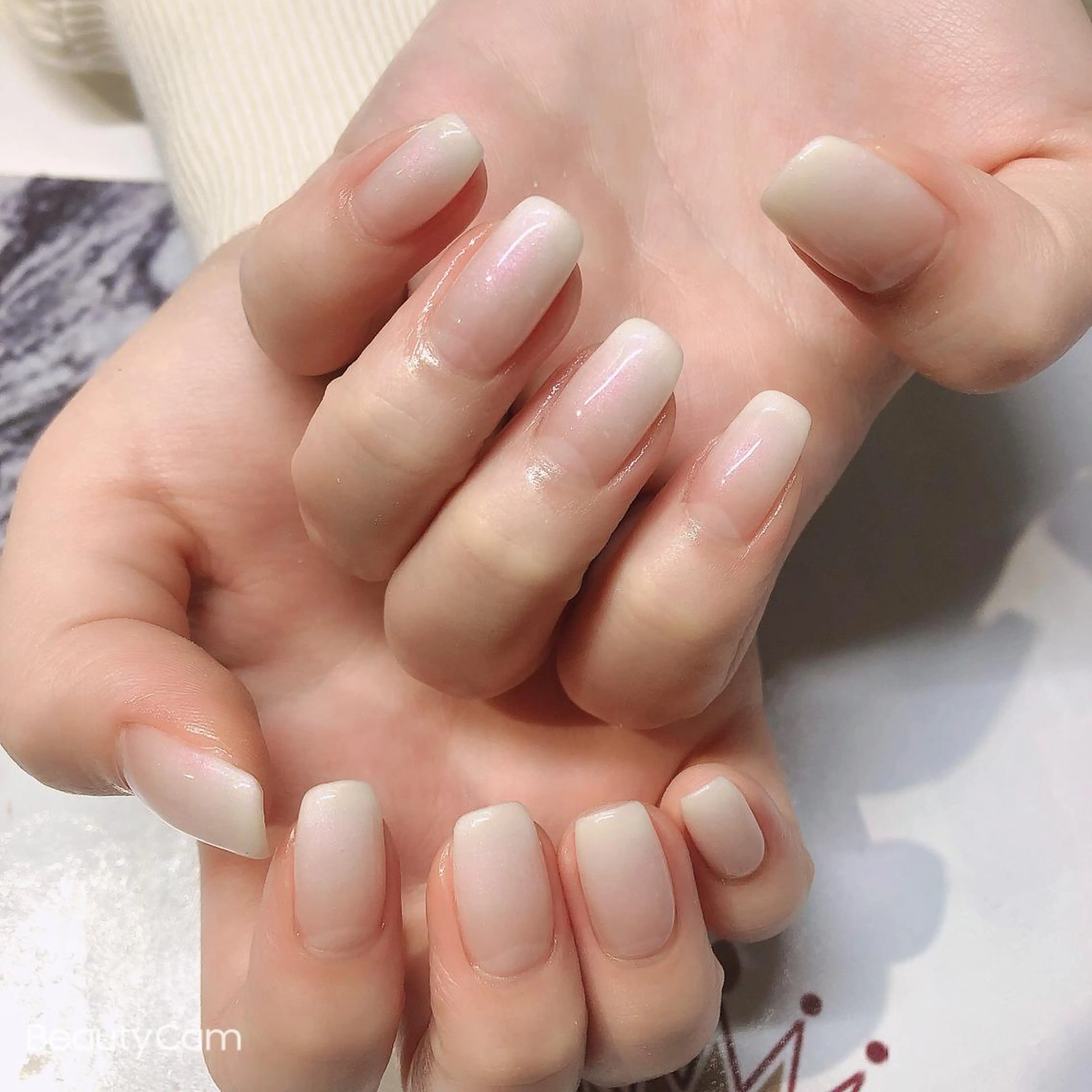 ネイル ハンドネイル Guarendo錦糸町店所属・ガレンドウ 白澤 愛子のネイルデザイン