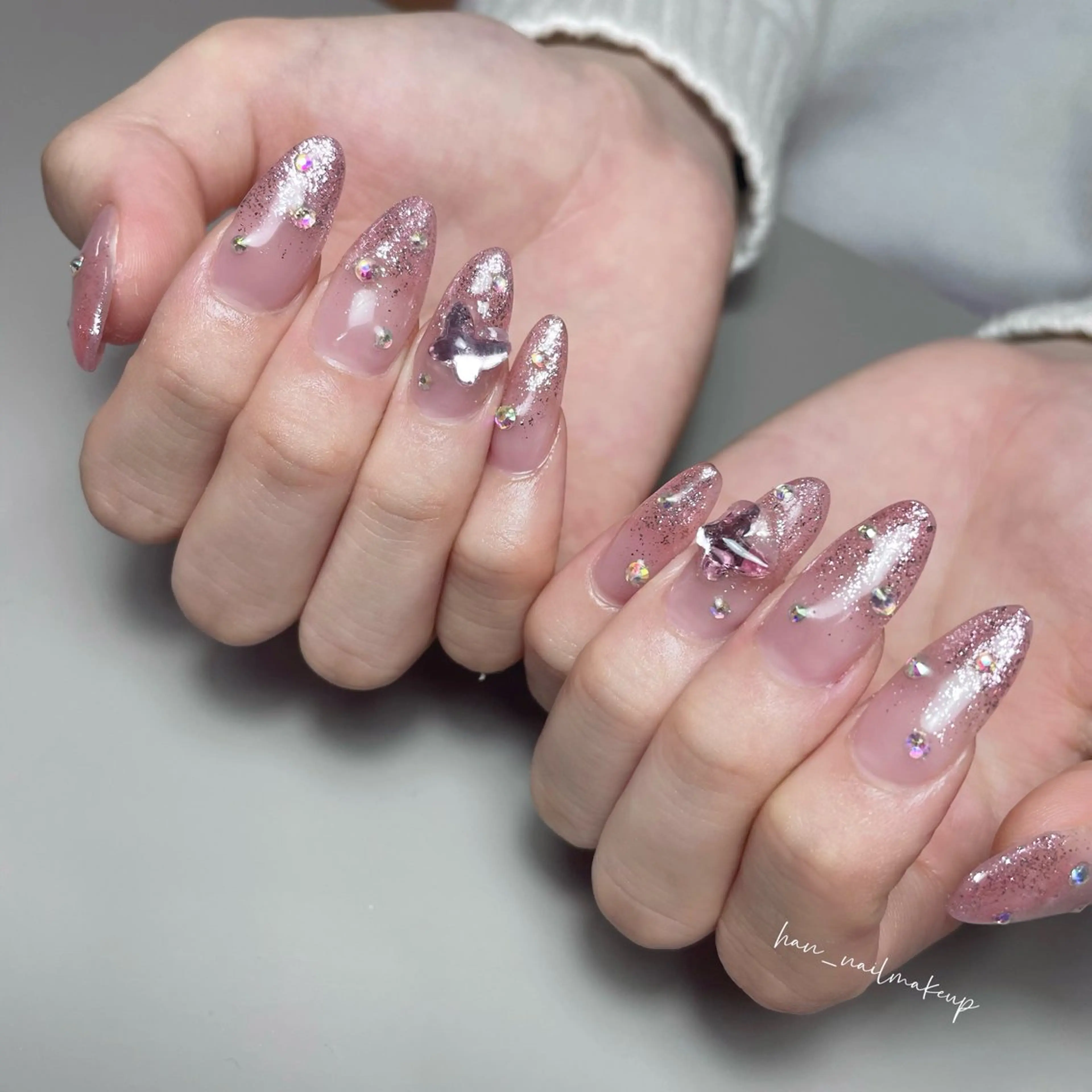 【オフ込】ジェルスカルプ(ジェル長さ出し)＋ワンカラー、カラーグラデーション(2色まで)☆新規のみの写真