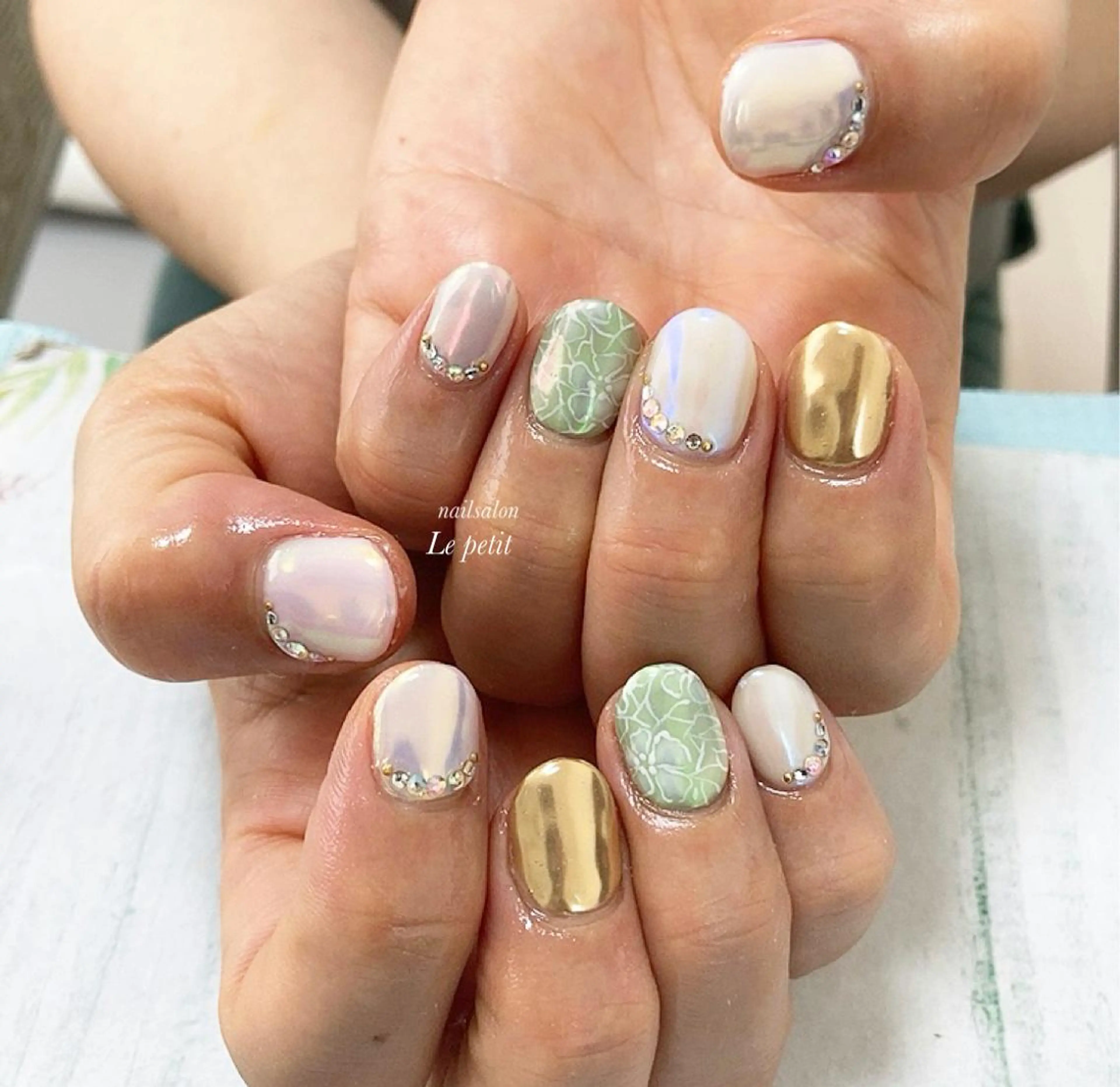 ネイル 石野 広佳のネイルデザイン