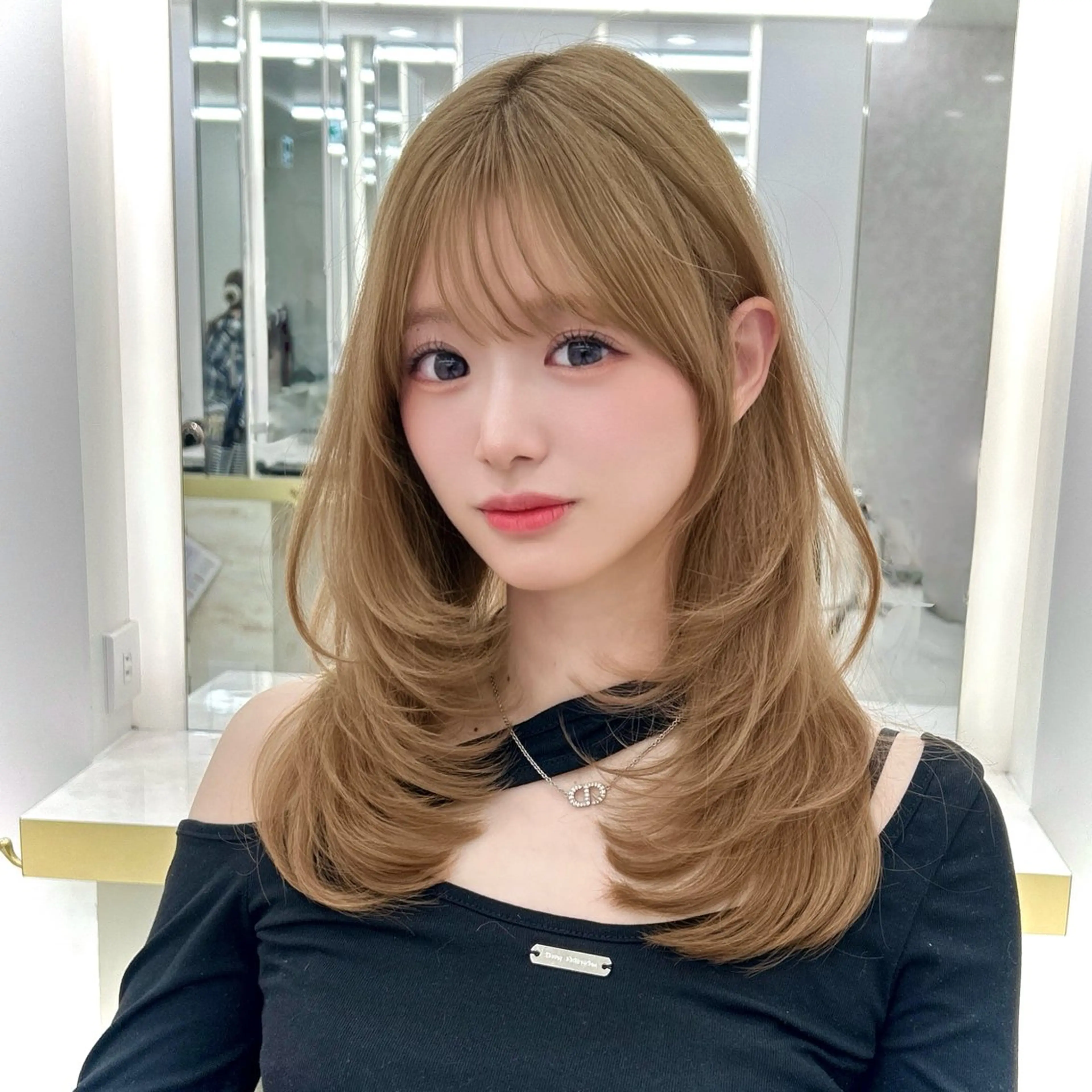 ミディアム 韓国顔まわり/前髪 /レイヤー/いつきのヘアスタイル