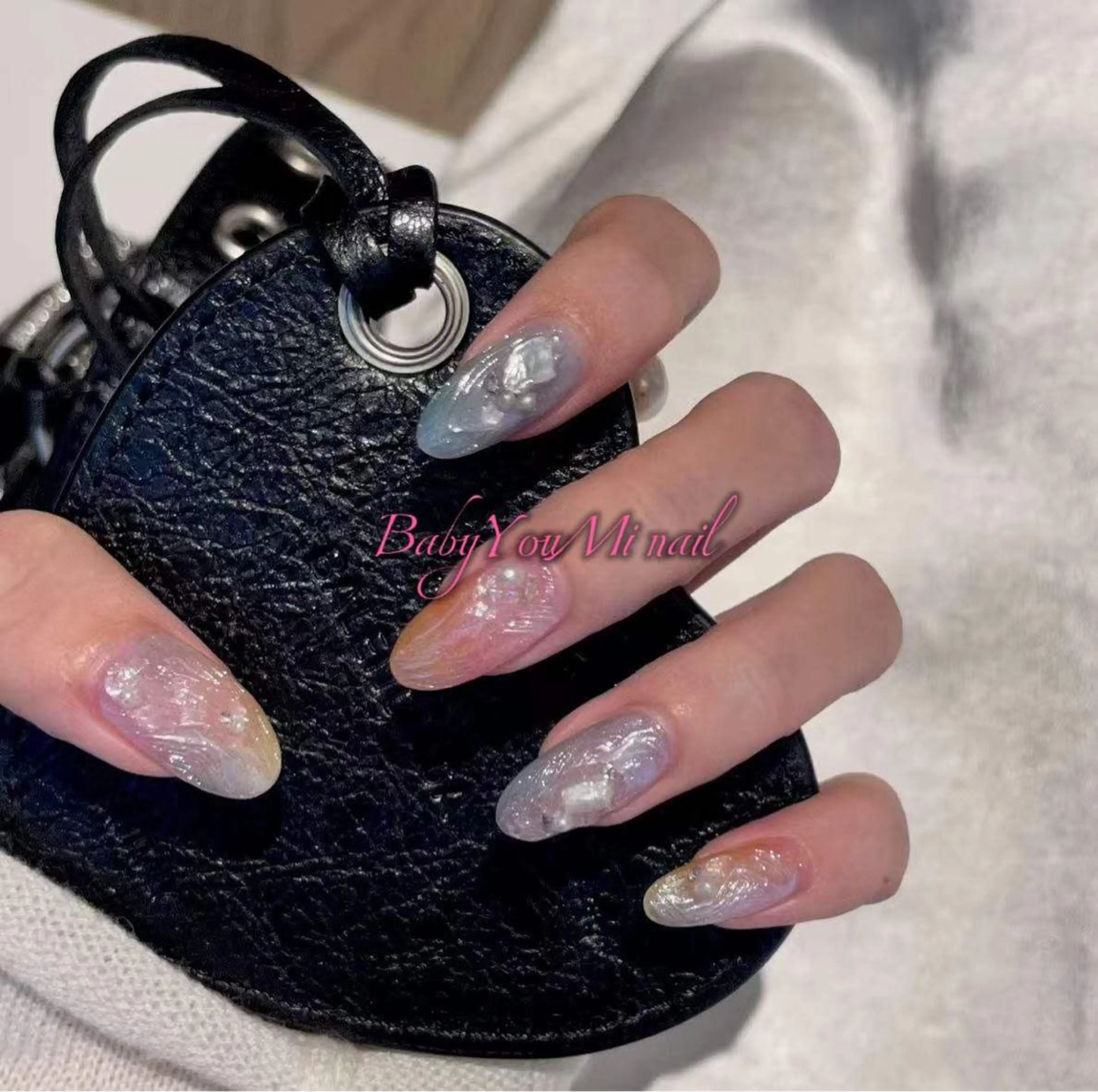 ネイル オーロラネイル フラワーネイル フットネイル フレンチネイル ジェルネイル ハンドネイル BabyYouMi ねねのネイルデザイン