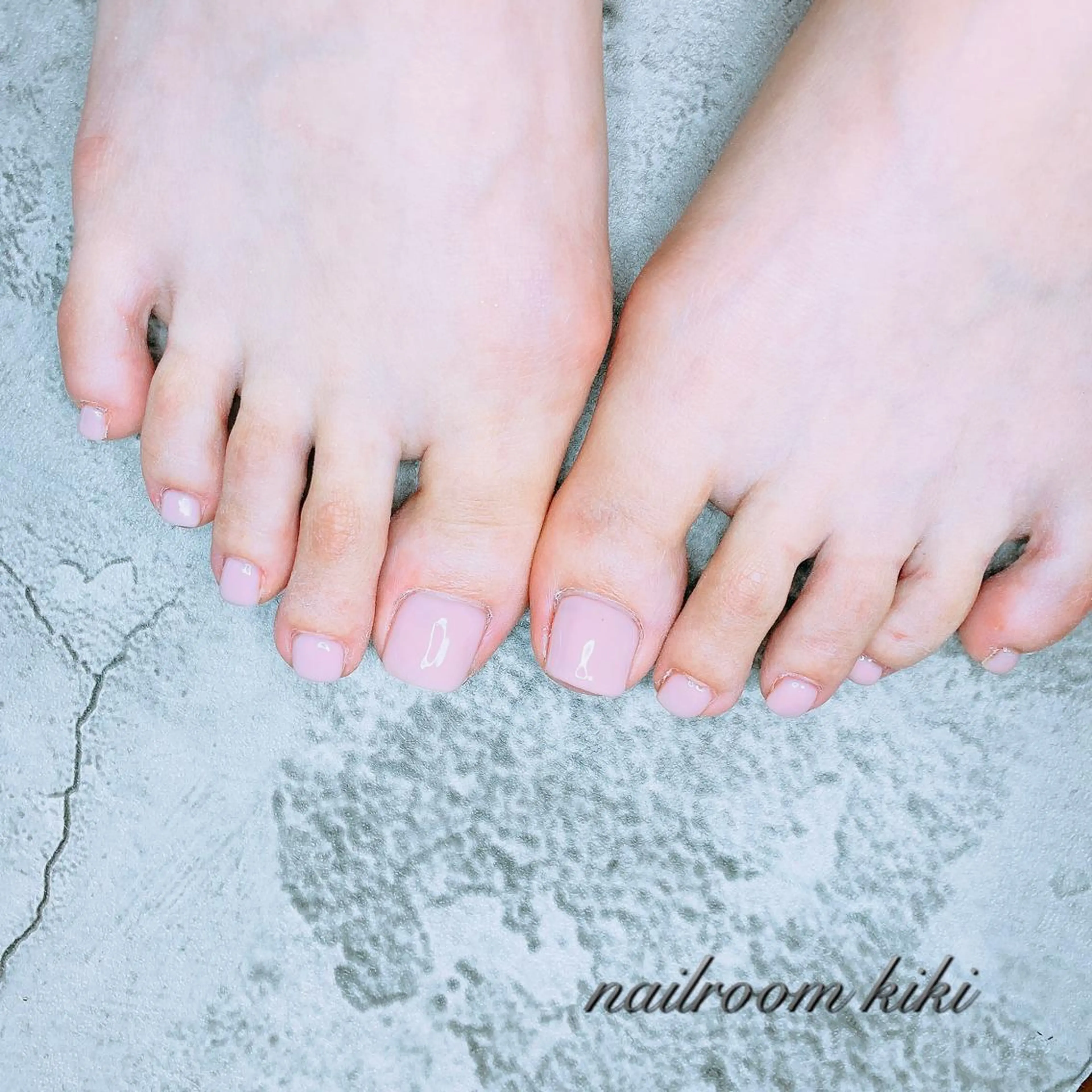 フットワンカラー🤍オフ込み（リピーター様の他店オフ別途1500円）の写真