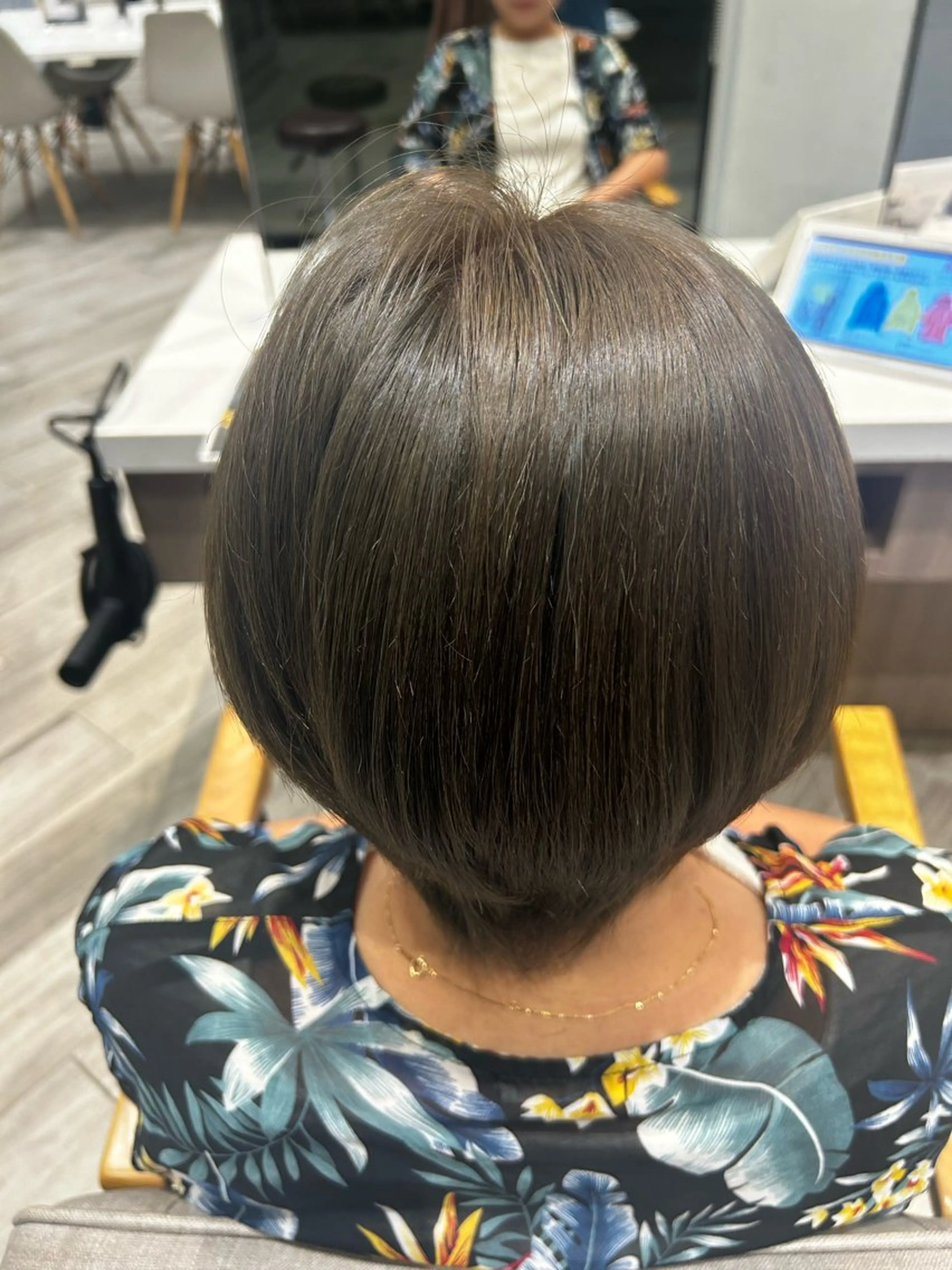 ショート カラー 🐟細屋 彩優音🐟のヘアスタイル