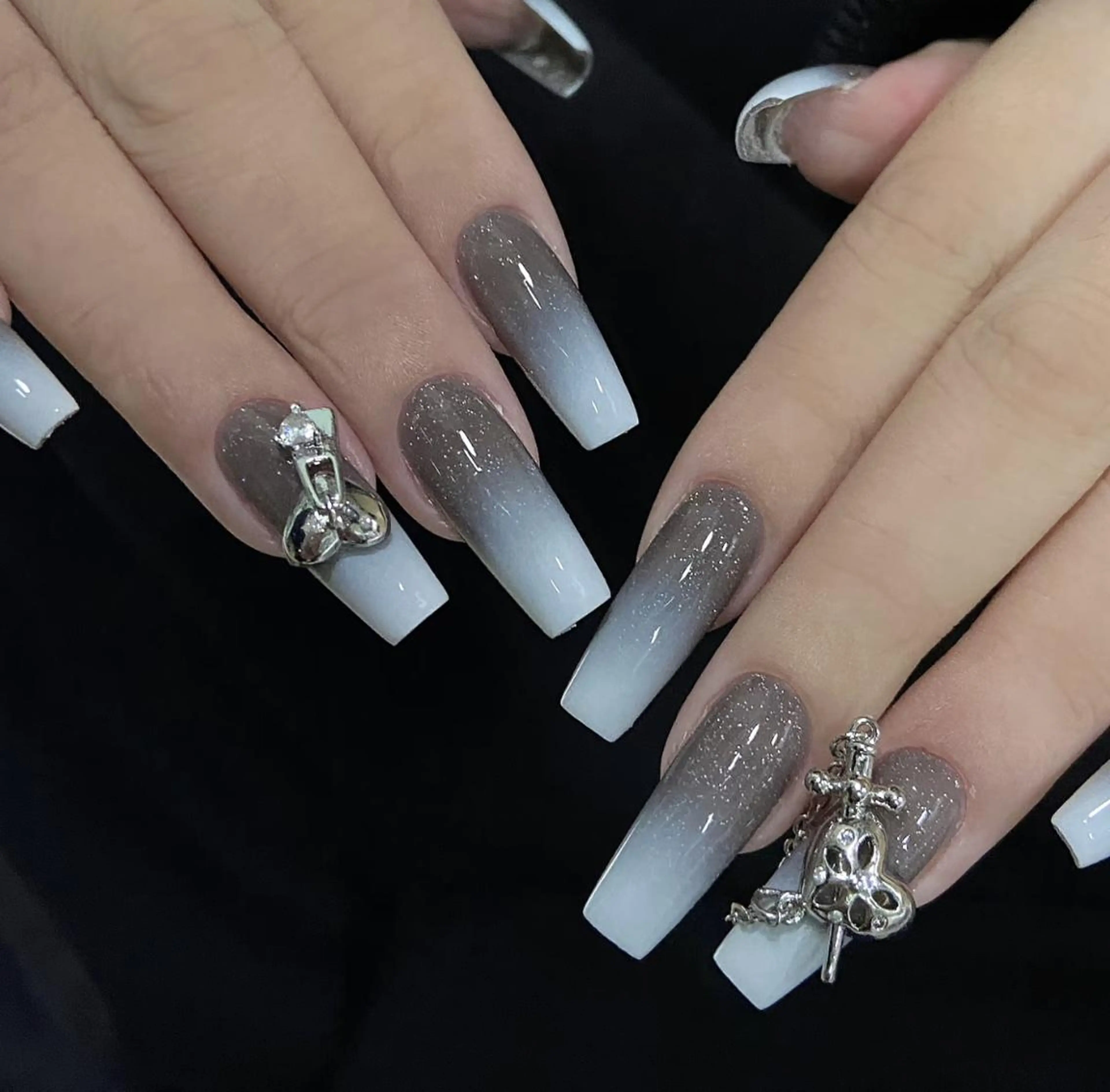 ネイル ハンドネイル ハンドケア 🍑 momo_nailのネイルデザイン