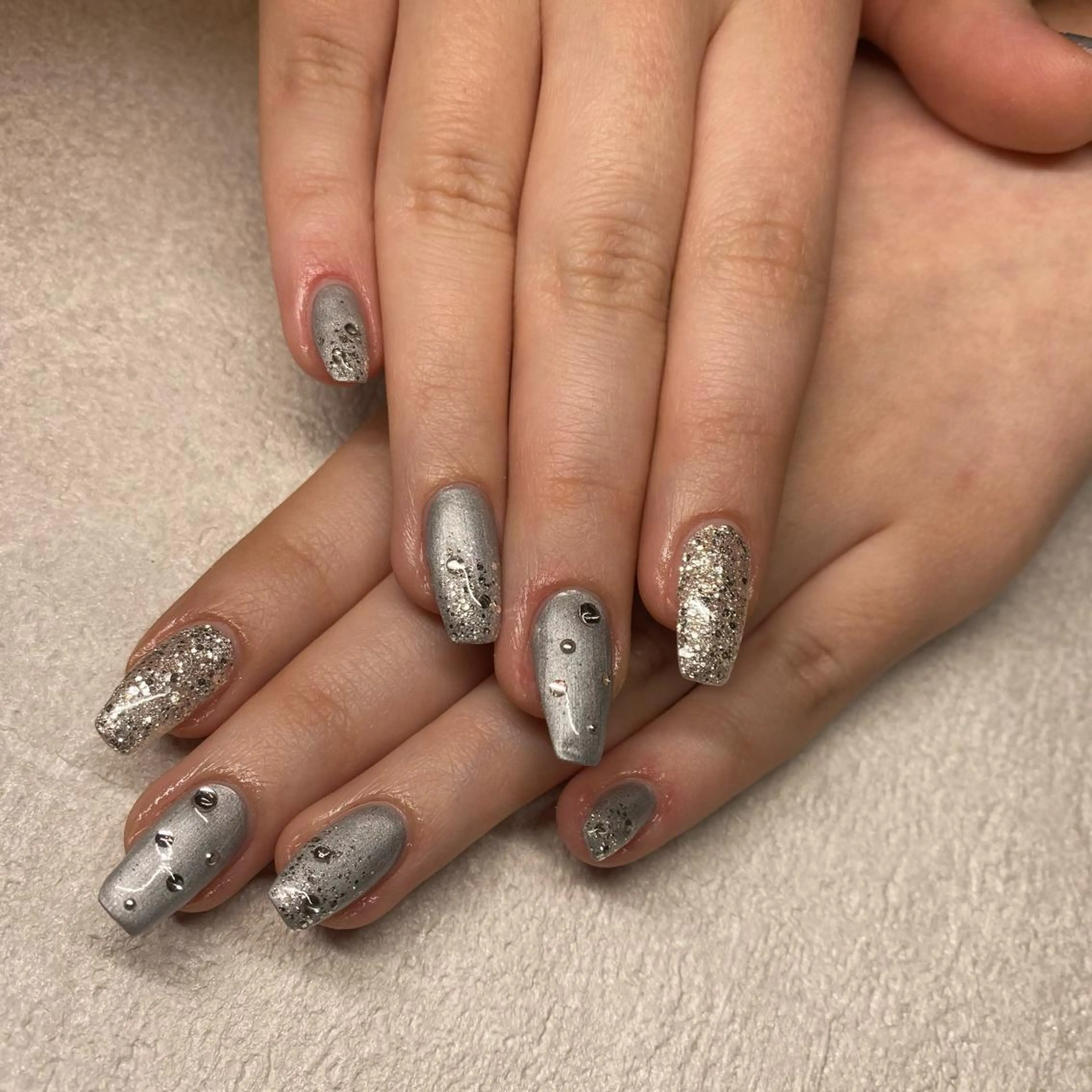 ネイル ハンドネイル NORA nail UMEDAのネイルデザイン