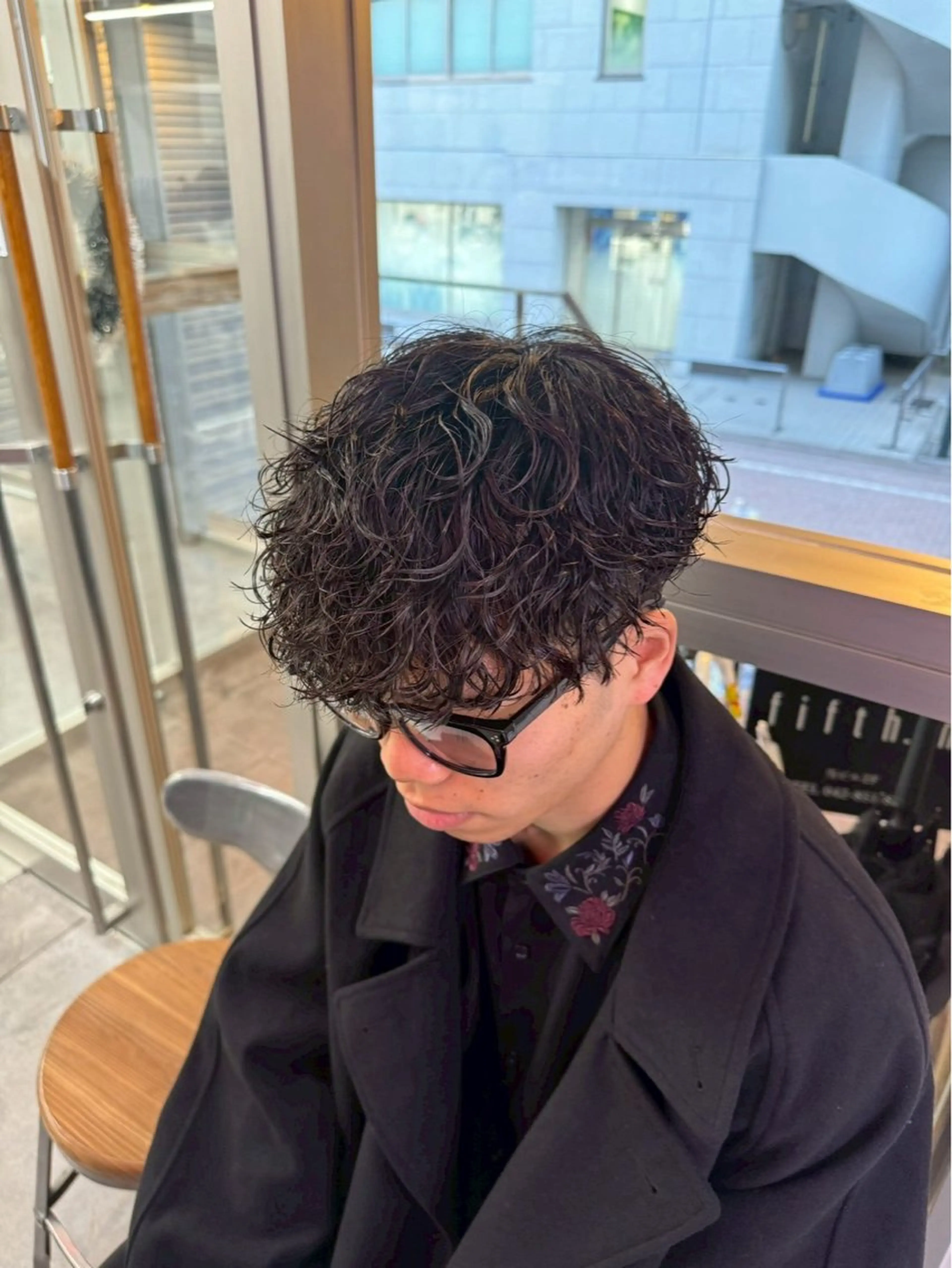 ショート パーマ メンズ メンズパーマ 波巻きパーマ パーマ指名1位✨ 針尾　完のヘアスタイル