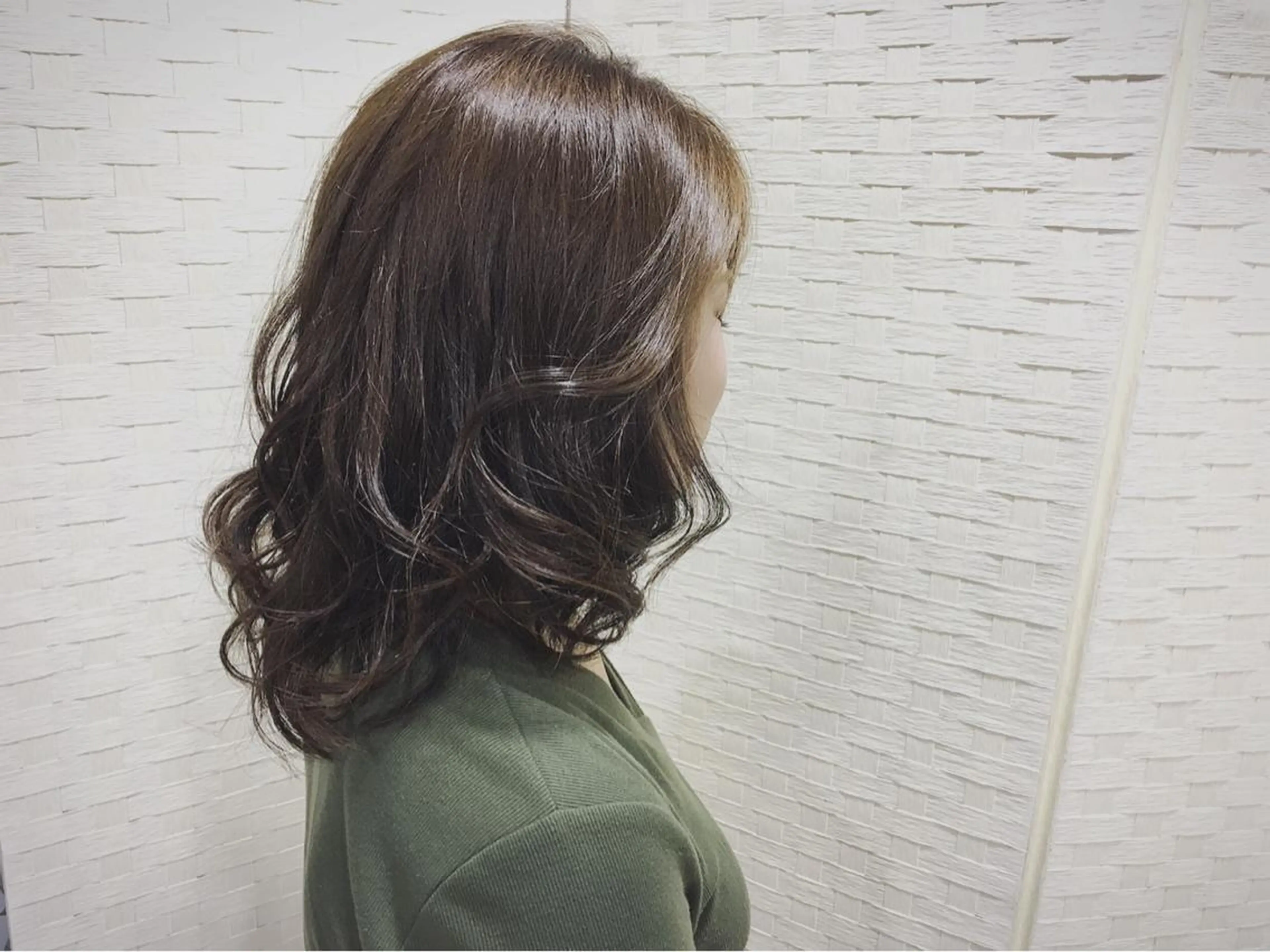 ミディアム セミロング ロング カラー アッシュ ハイトーンカラー boutique misakiのヘアスタイル