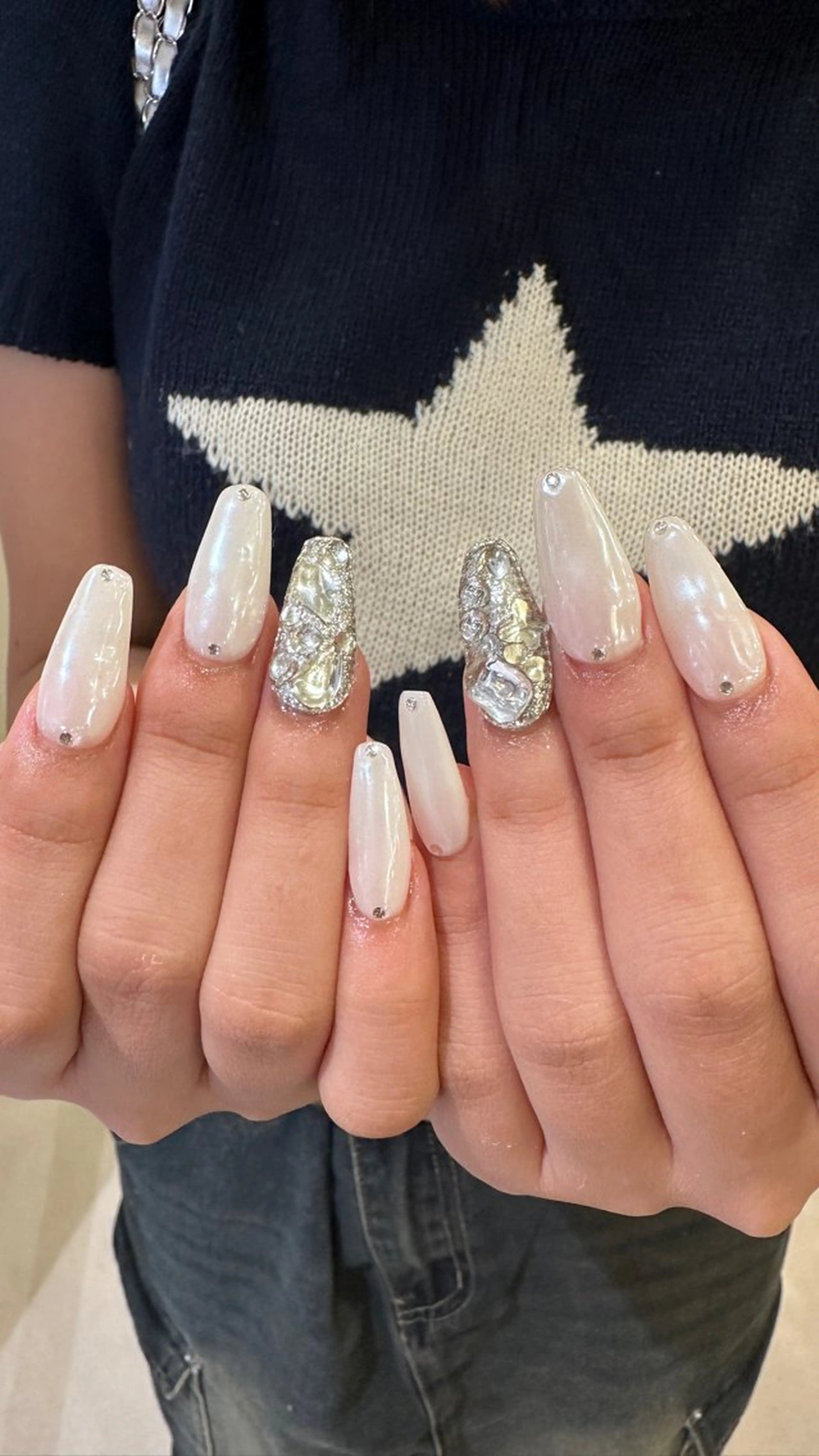 ネイル ハンドネイル 👽個性派ネイル🎀 komachiのヘアスタイル