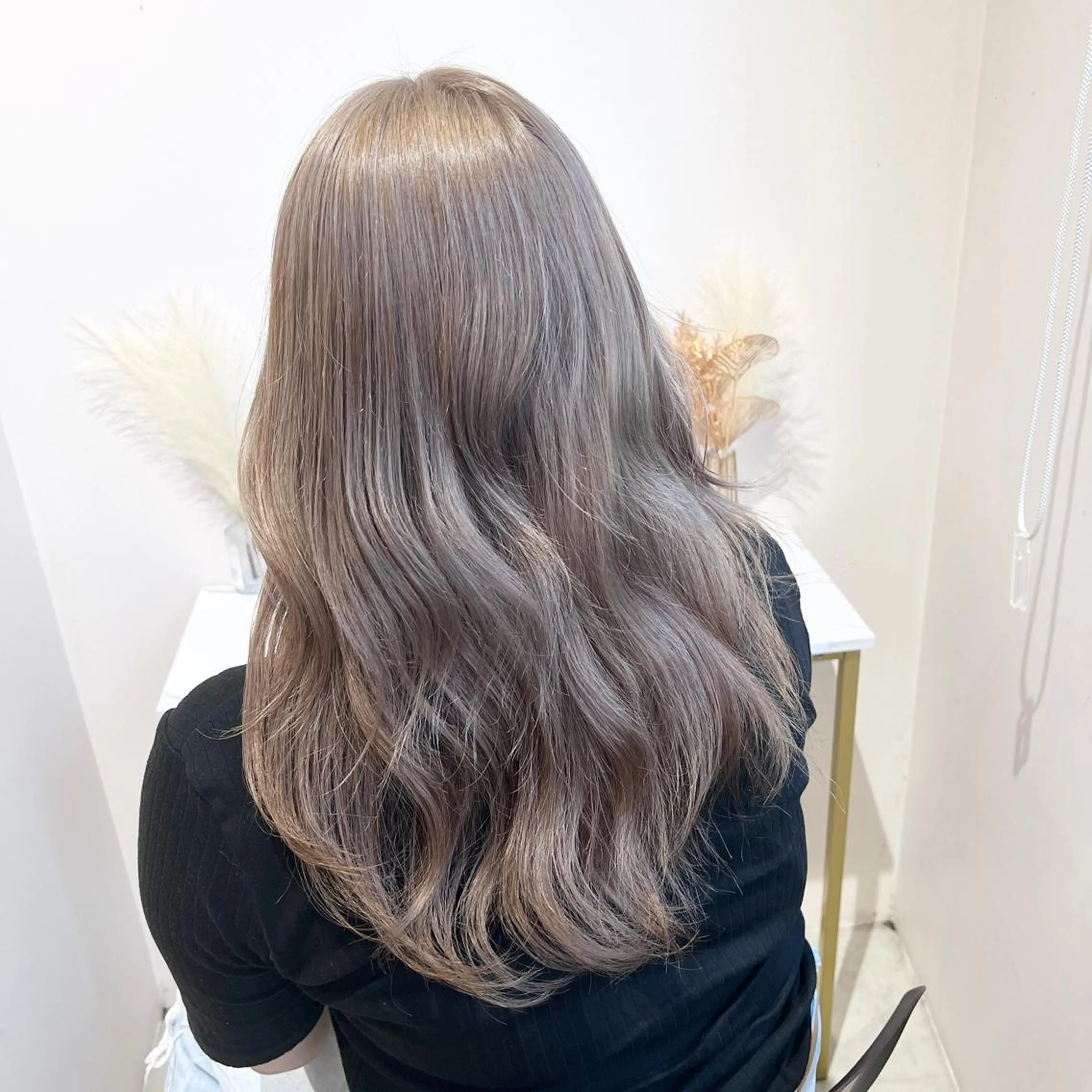 ロング カラー IVY所属・髪質改善/韓国ヘア 顔まわり特化yutoのヘアスタイル