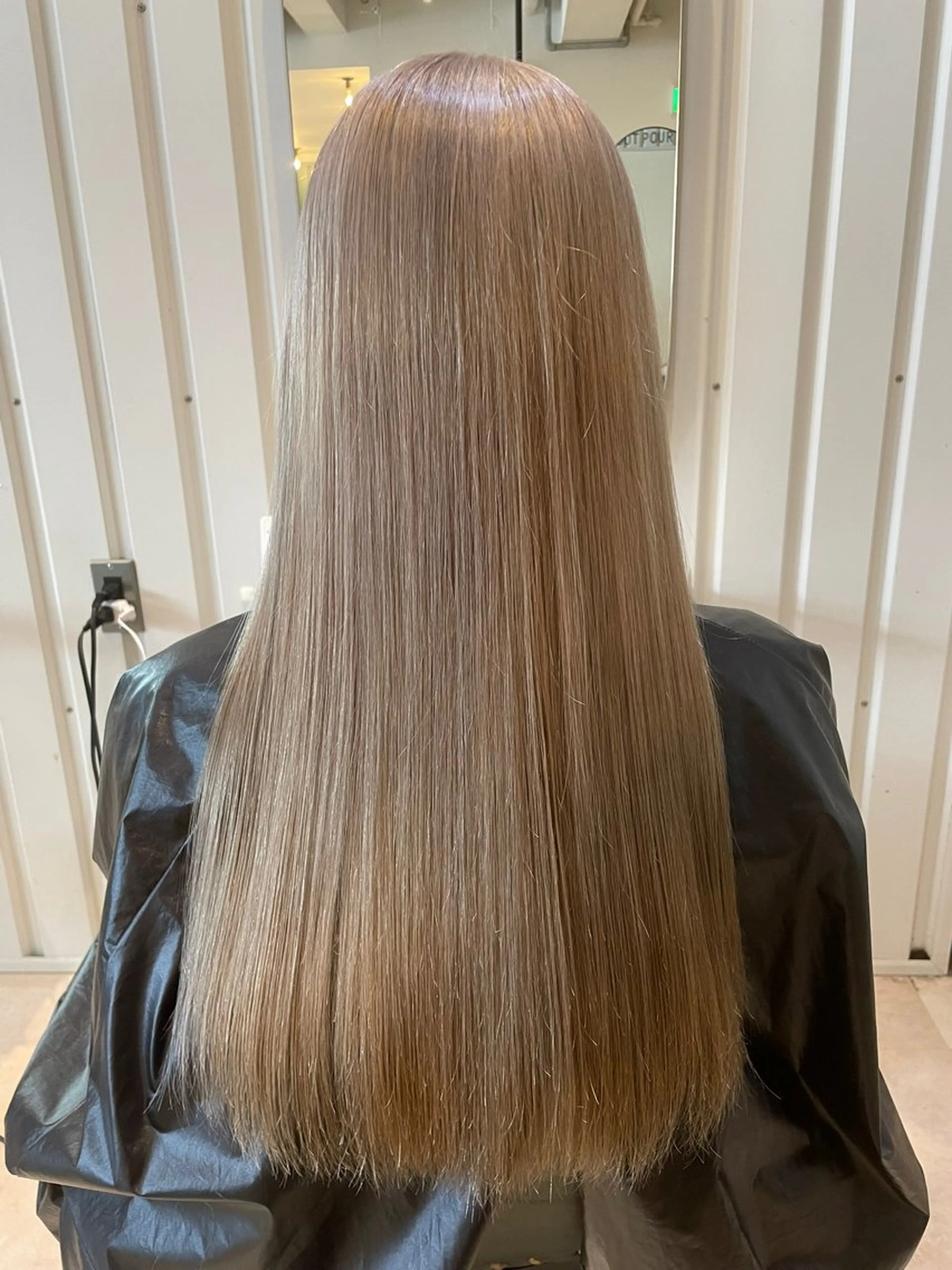 セミロング カラー La fith hair sept 銀座店所属・KOGA／ パーマモデル募集のヘアスタイル