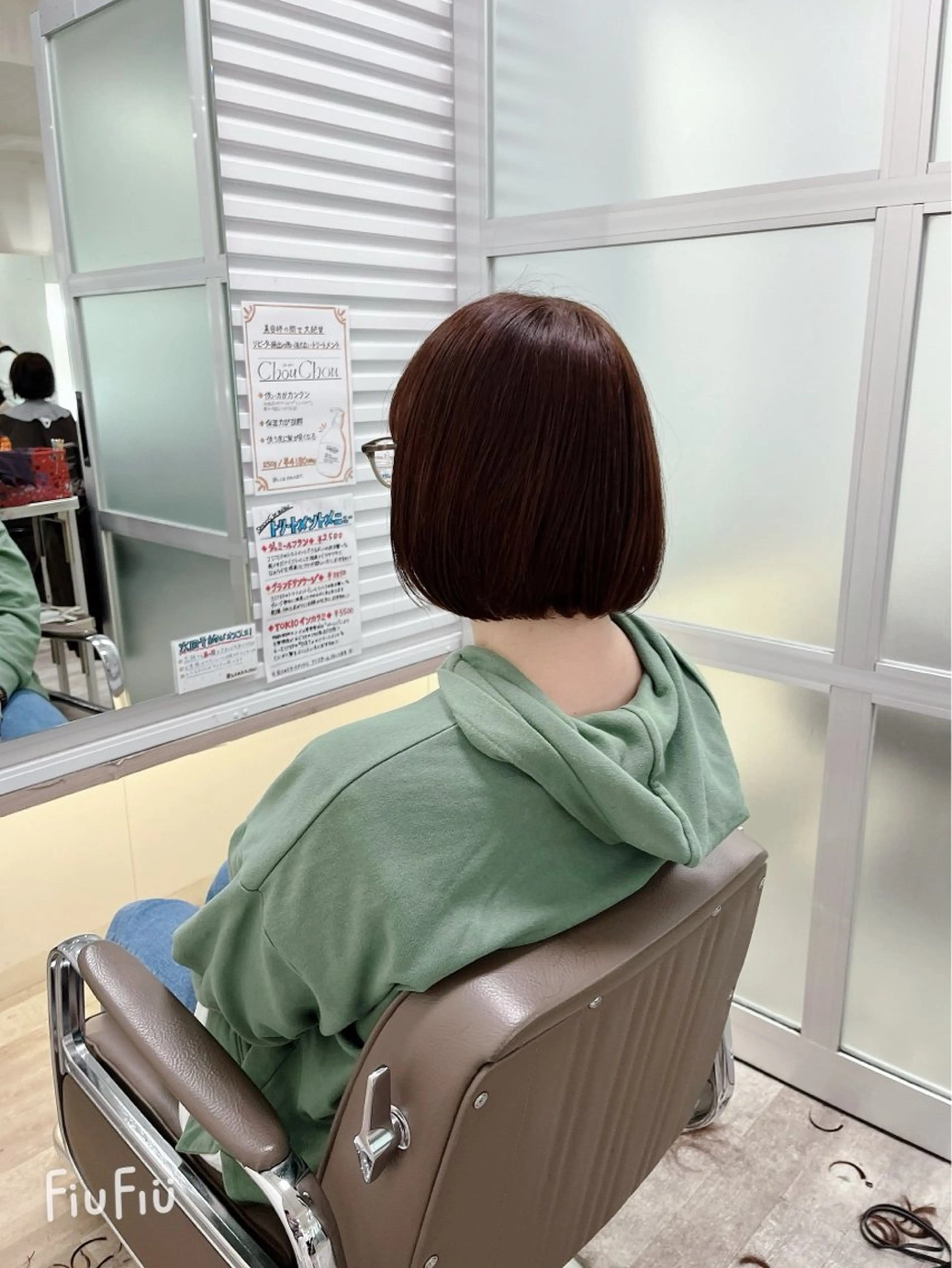 ショート 新宿/小顔レイヤー/ 顔まわり/西慶太朗のヘアスタイル