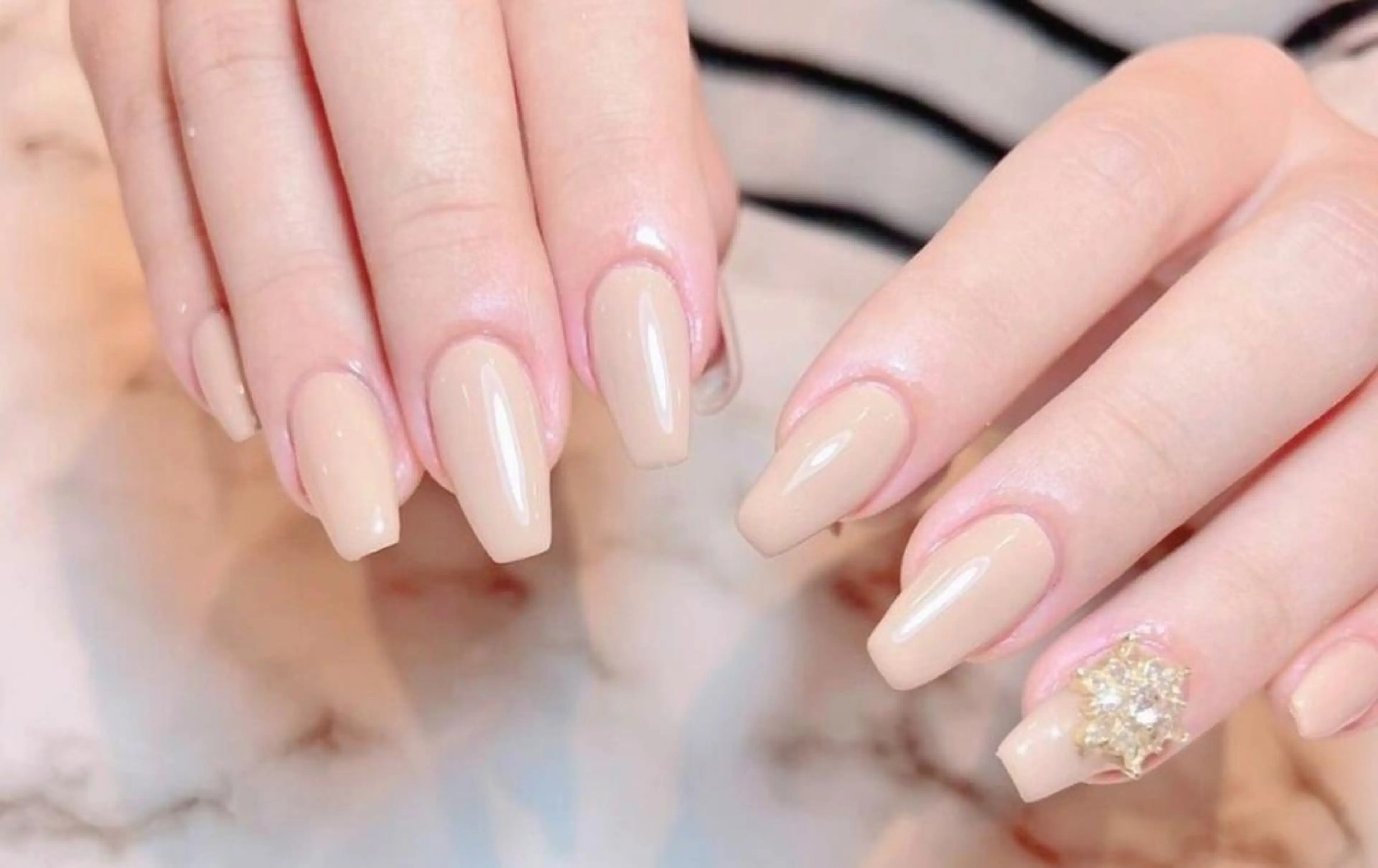 ワンカラー（オフ込み）の写真