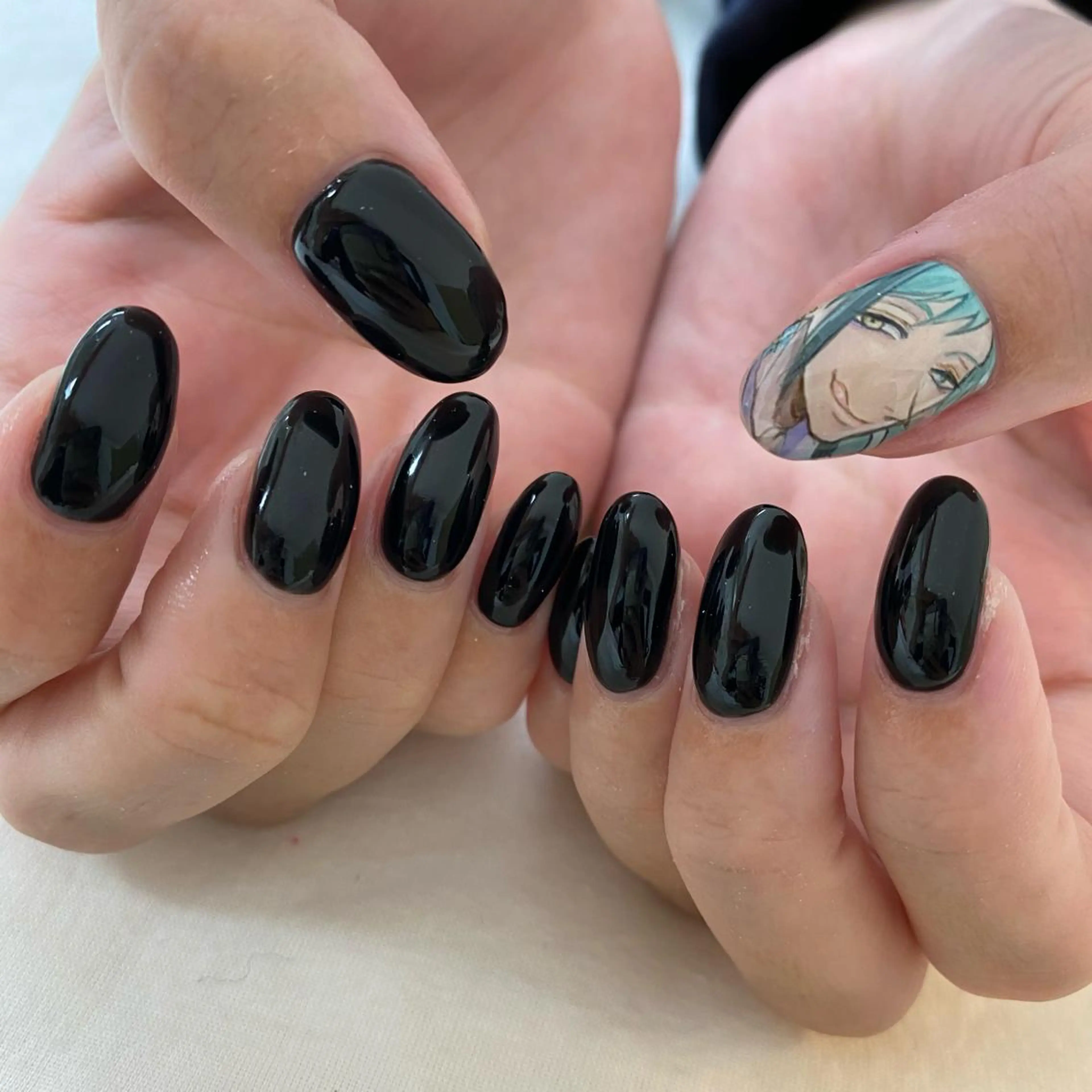 ミディアム ハンドネイル 池袋痛ネイル Nok. 渡辺のネイルデザイン