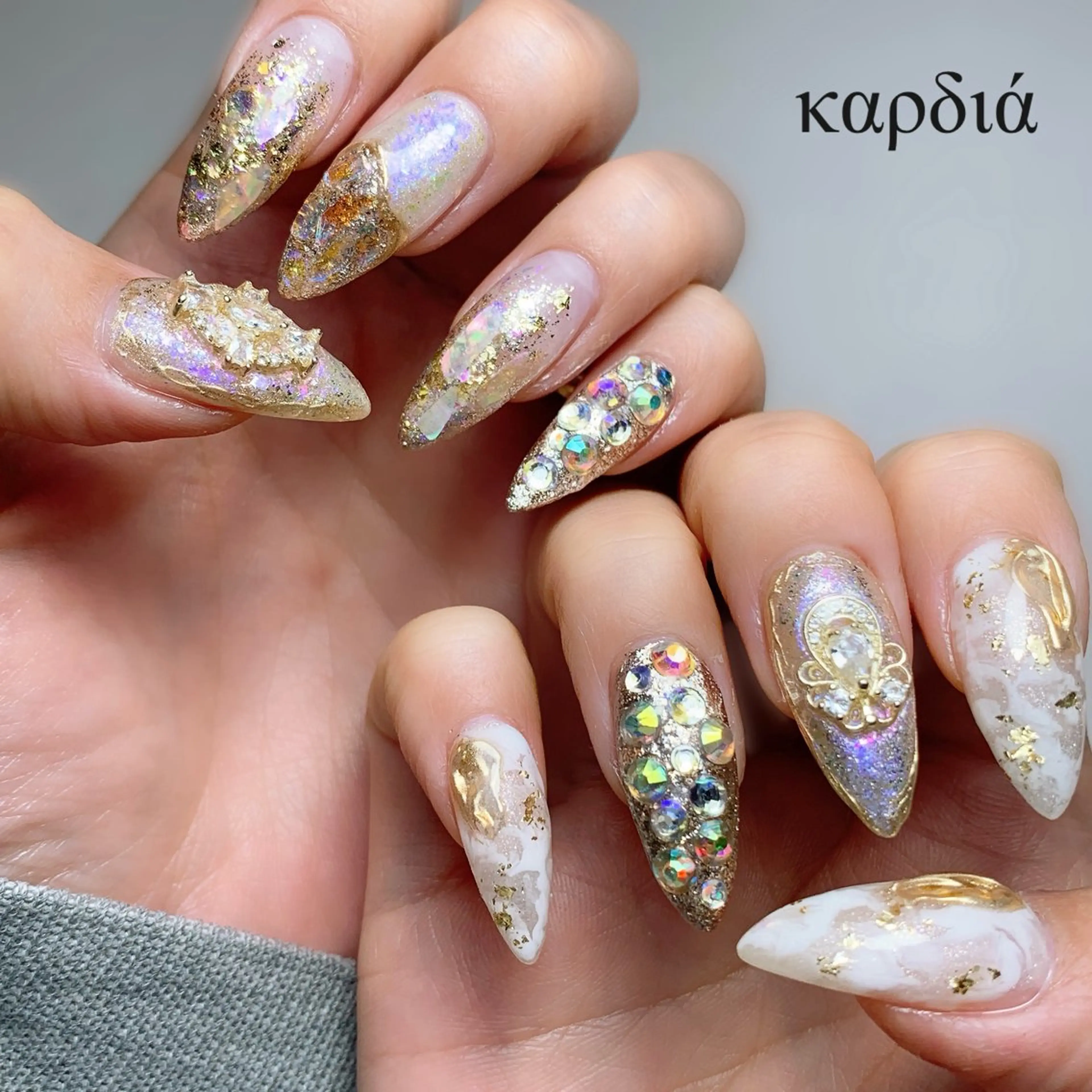 ネイル ハンドネイル καρδιά -ｶﾙﾃﾞｨｱ-のネイルデザイン