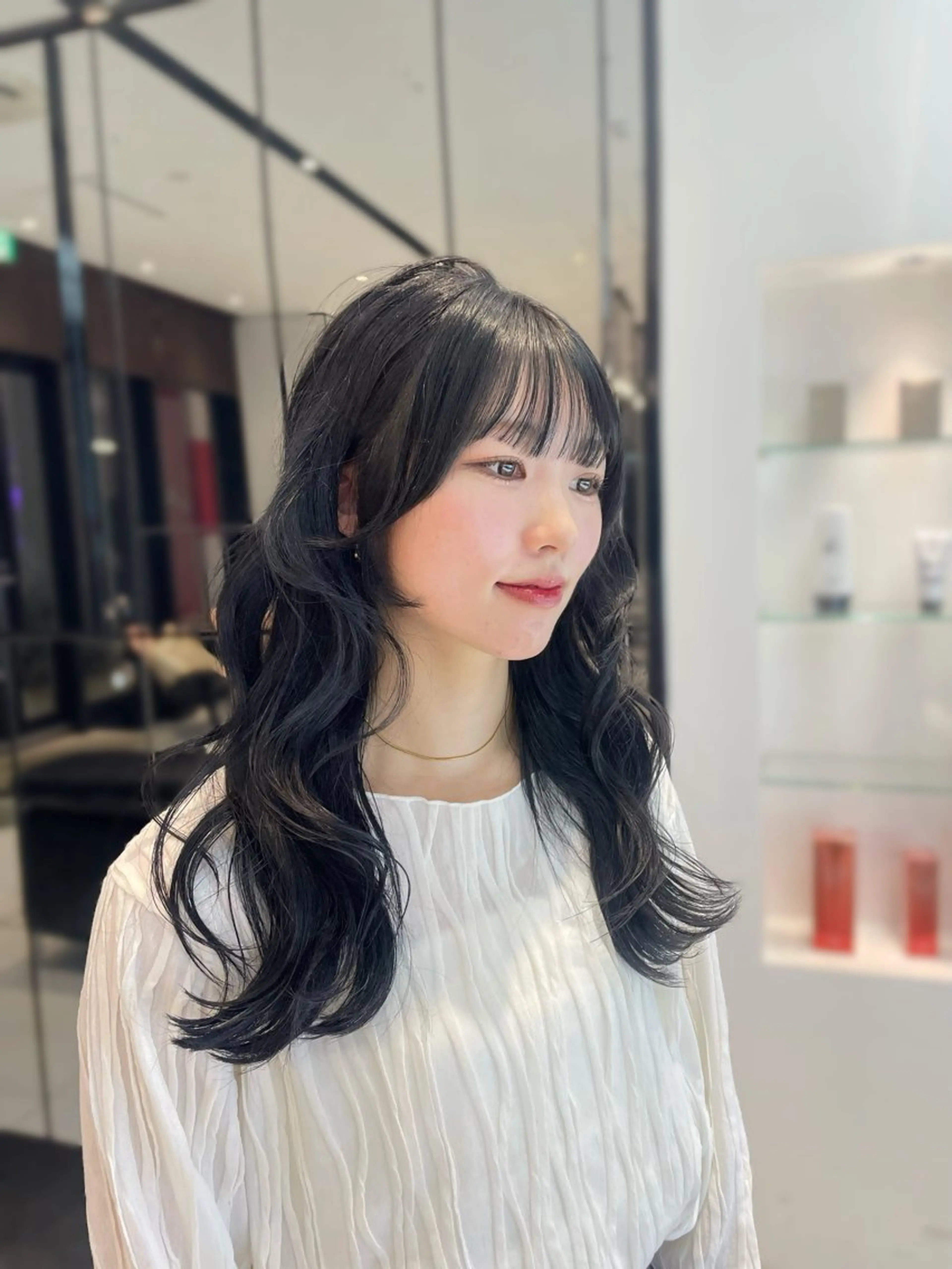 ロング 顔周りカット カット ヘアカラー トリートメント keen 吉祥寺所属・【韓国❤️海外ヘア】 AYAKAのヘアスタイル