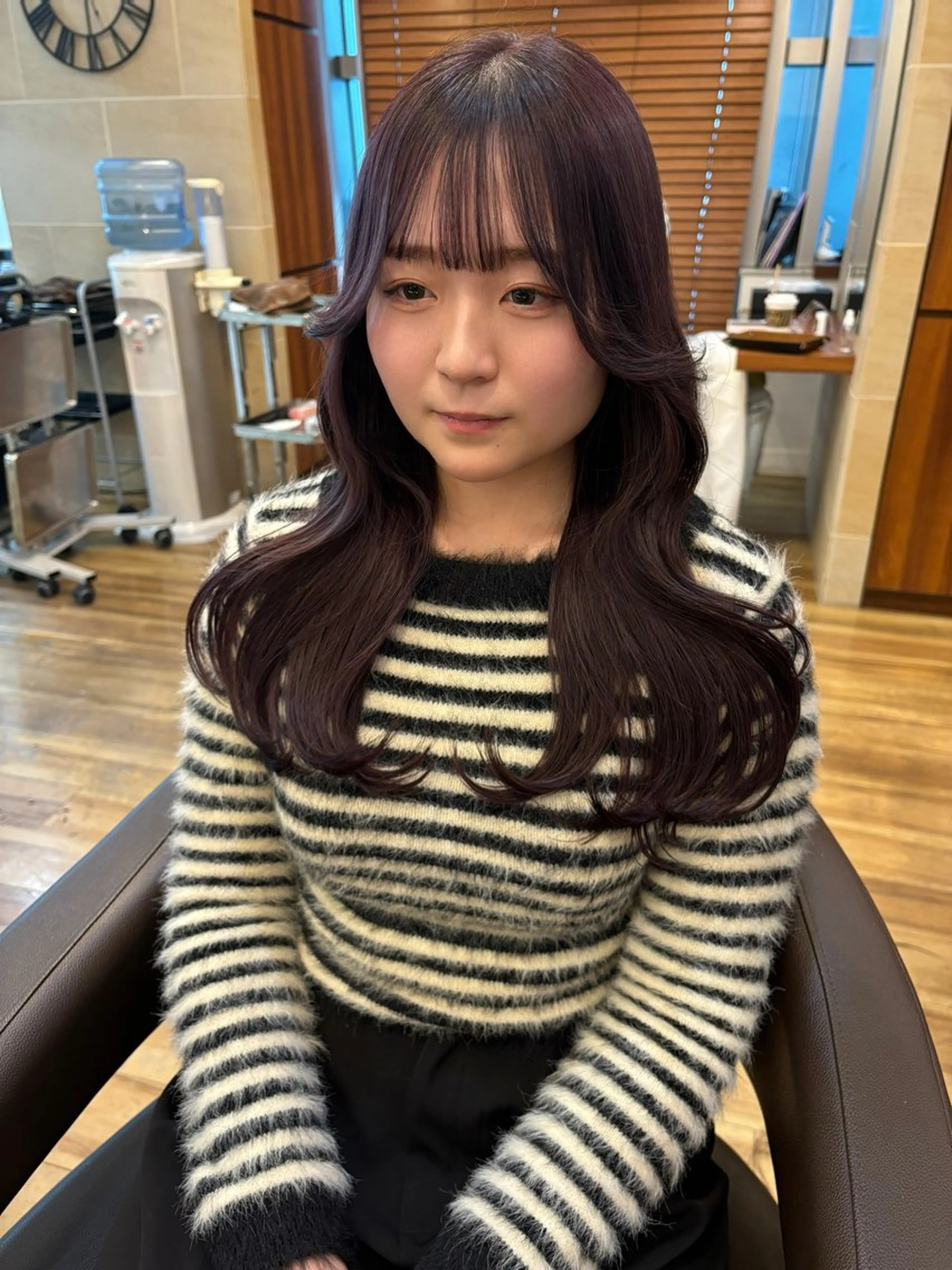 ロング カラー ラベンダーカラー くびれヘア 韓国風ヘア カット ヘアカラー トリートメント レイヤーカット /透明感/千葉怜寿のヘアスタイル