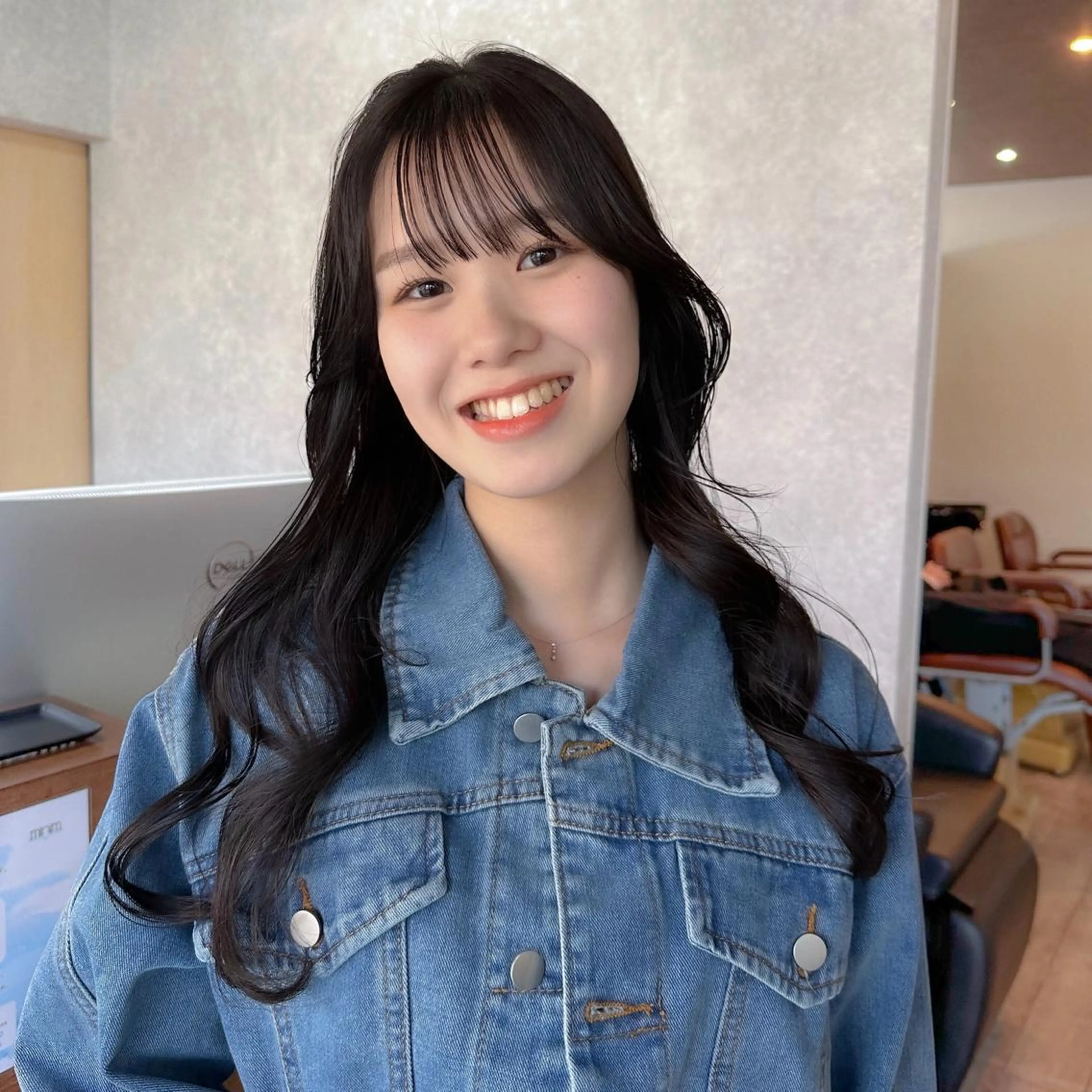 ロング カラー 透明感カラー グレージュ 韓国風ヘア カット ヘアカラー トリートメント 高橋 みく/ minim 暖色のヘアスタイル