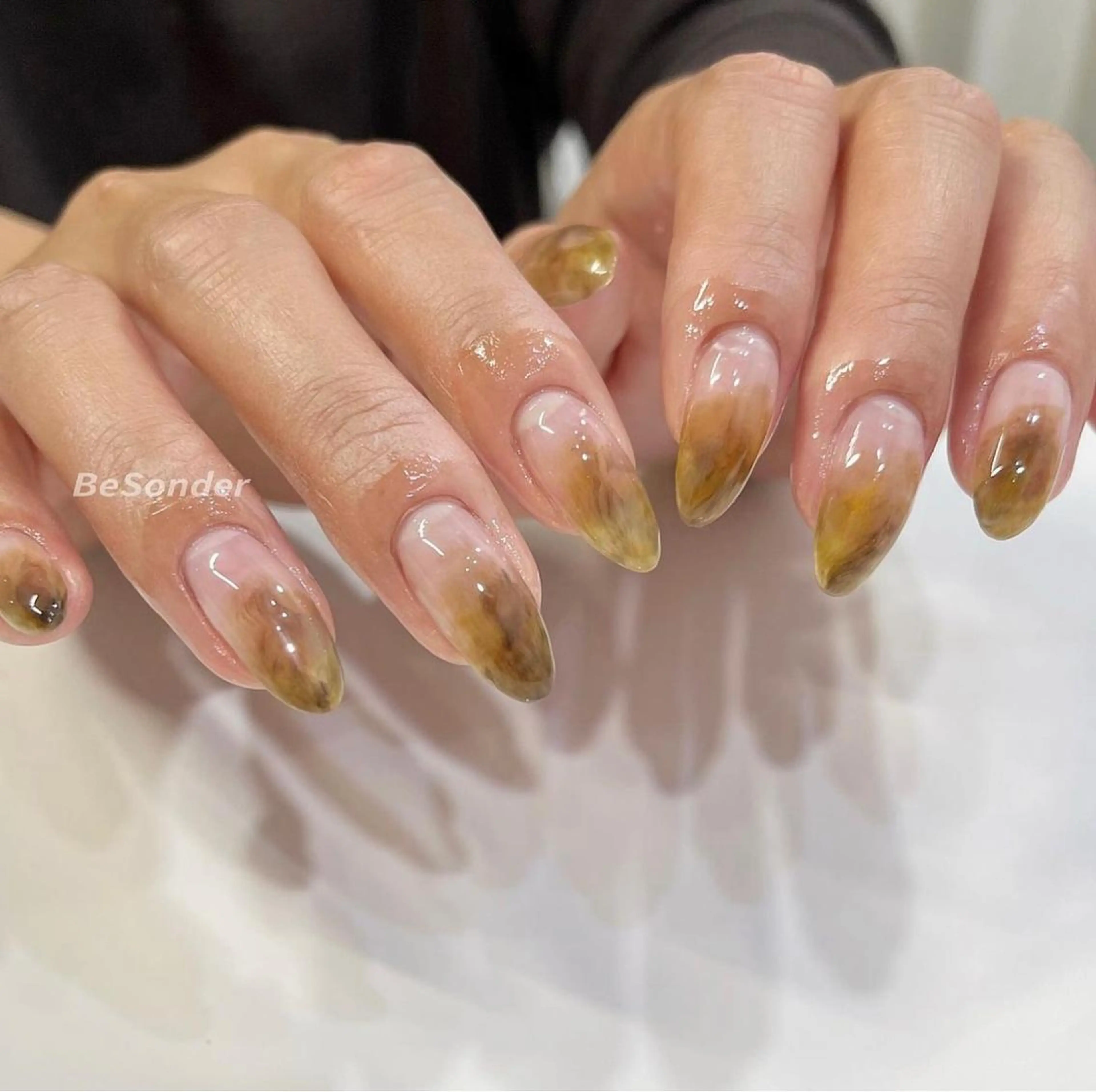 ネイル ニュアンスネイル ハンドネイル 𝐅𝐢𝐢【本町/ ネイル】Miho💜のネイルデザイン