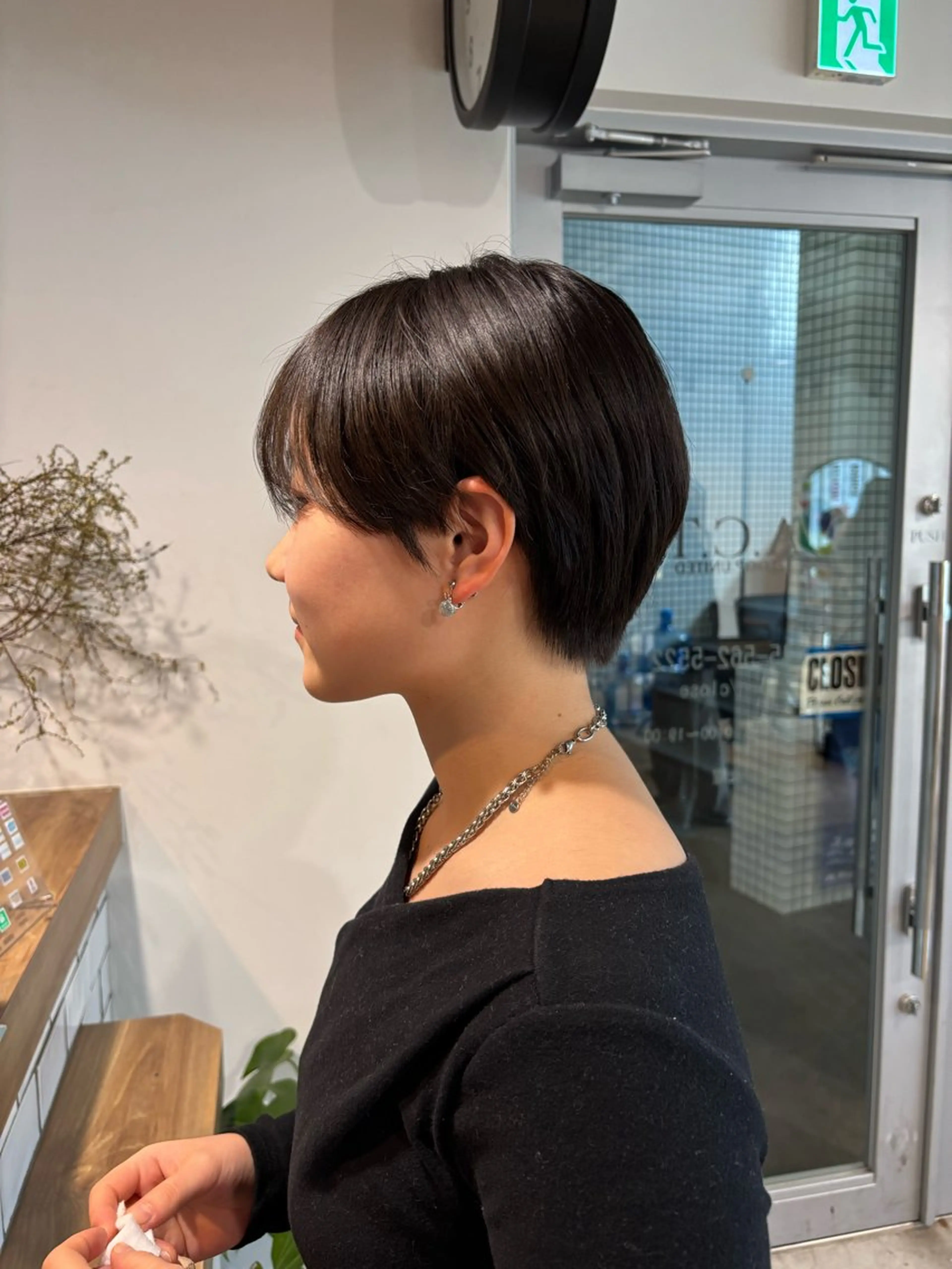 ショート カット ブリーチなし🥣 透明感カラー/小由葵のヘアスタイル