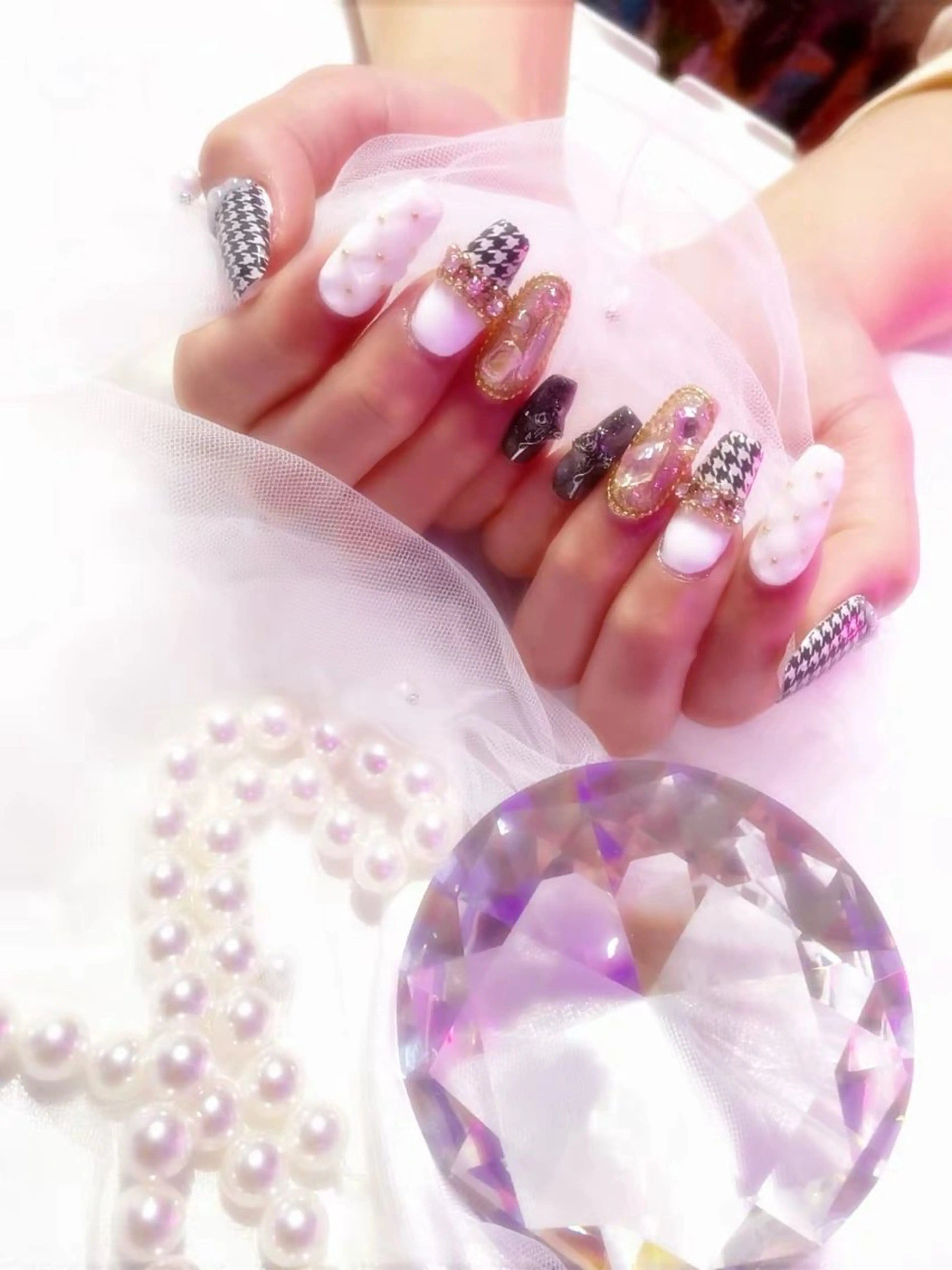 ネイル ロングネイル マグネットネイル ホワイト 冬ネイル クリスマス プライベートネイルサロン~Lani~所属・La niのネイルデザイン