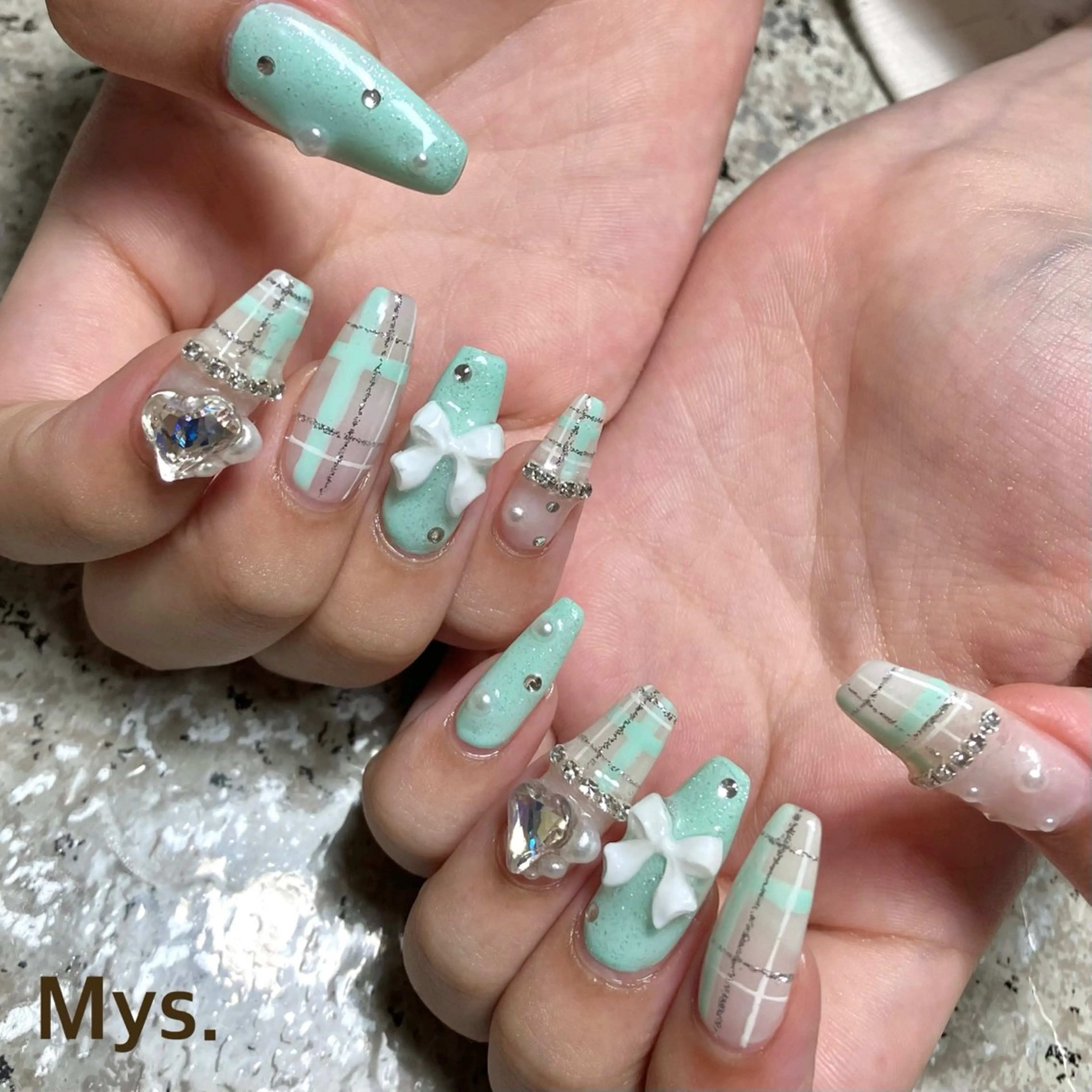 ネイル ハンドネイル Mys. 三上紗紀のネイルデザイン