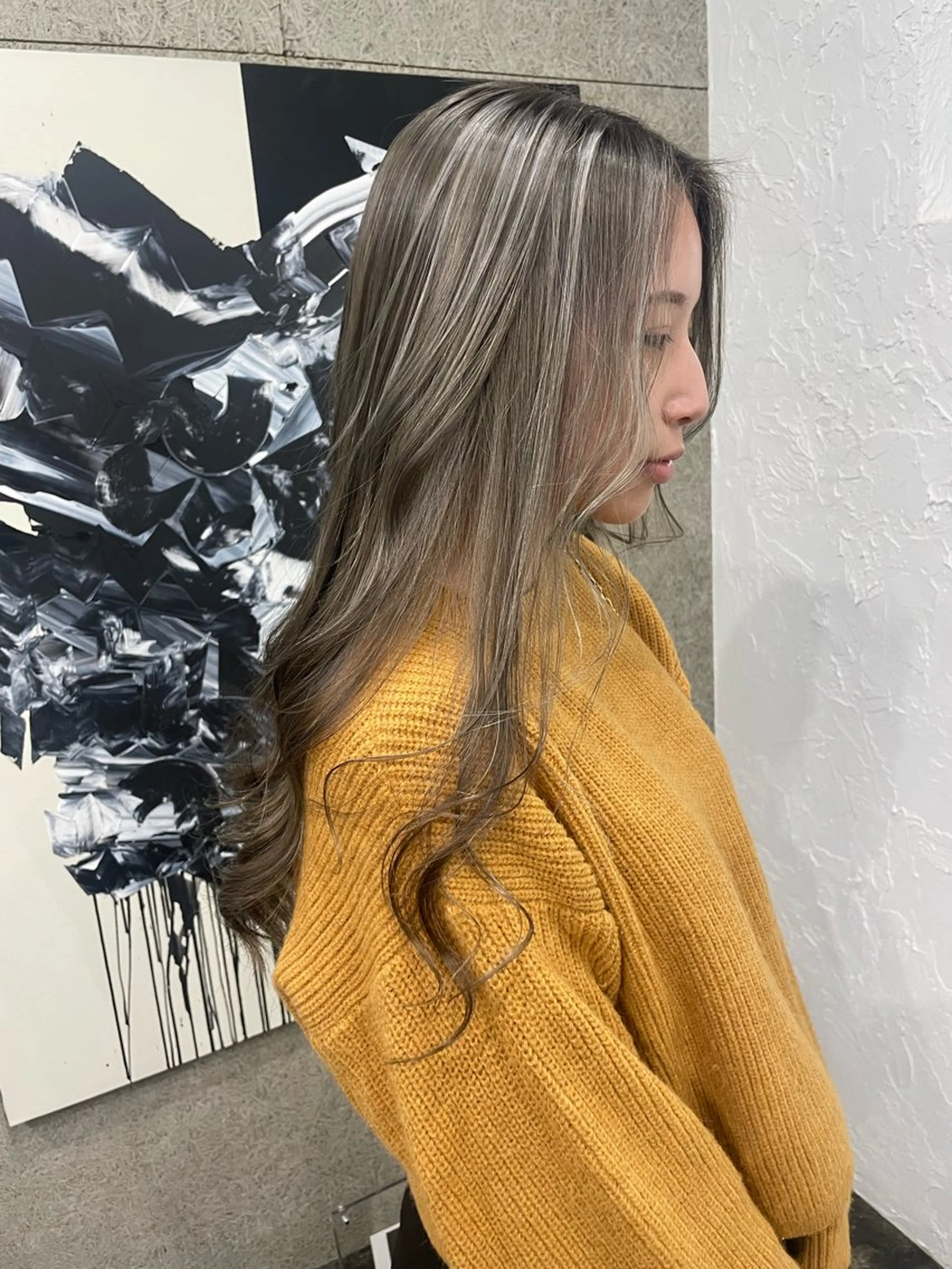 ロング カラー ブリーチ デザインカラー ヘアカラー トリートメント shiba tomomiのヘアスタイル