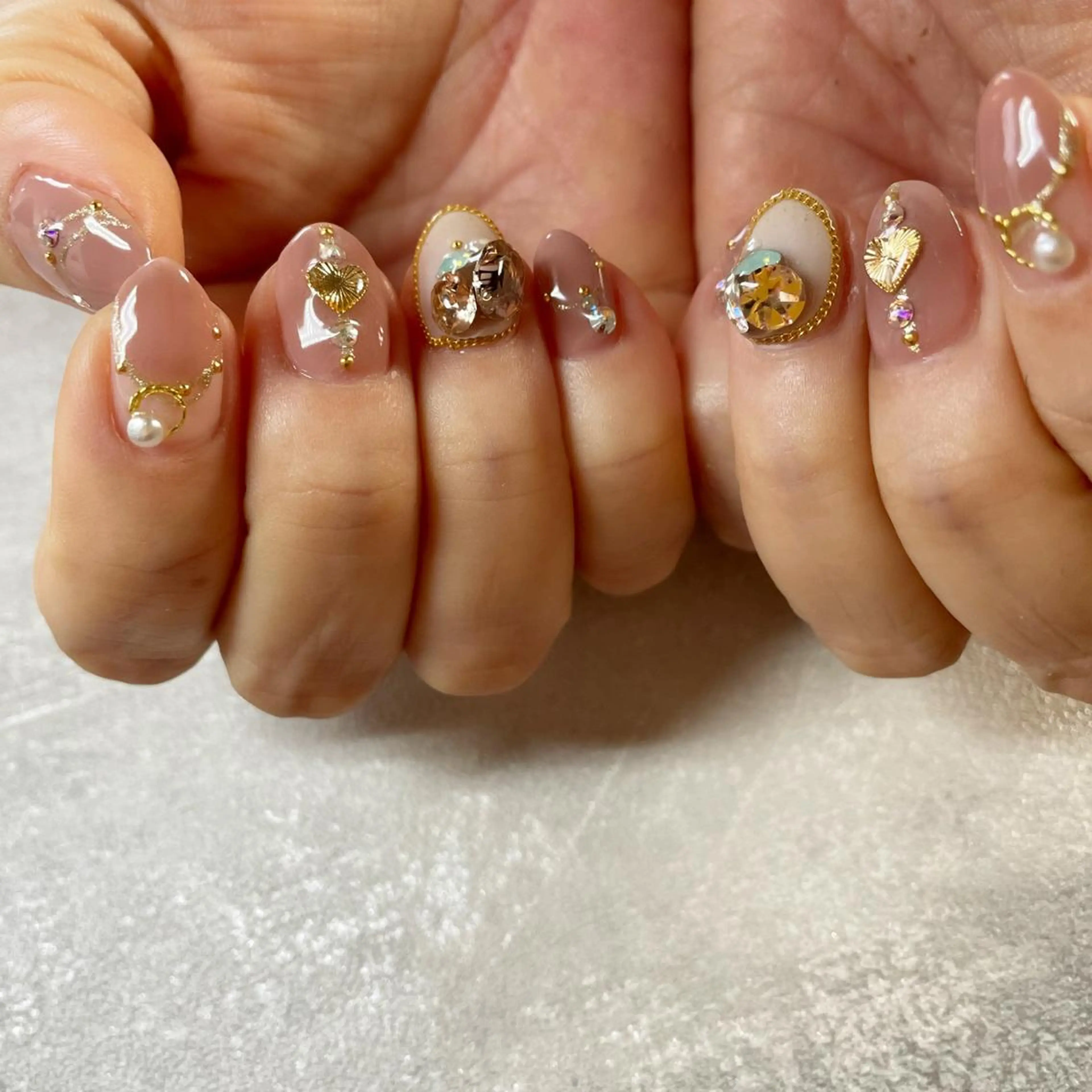 ネイル アートネイル ハンドネイル ilo所属・舟橋 恭子のネイルデザイン