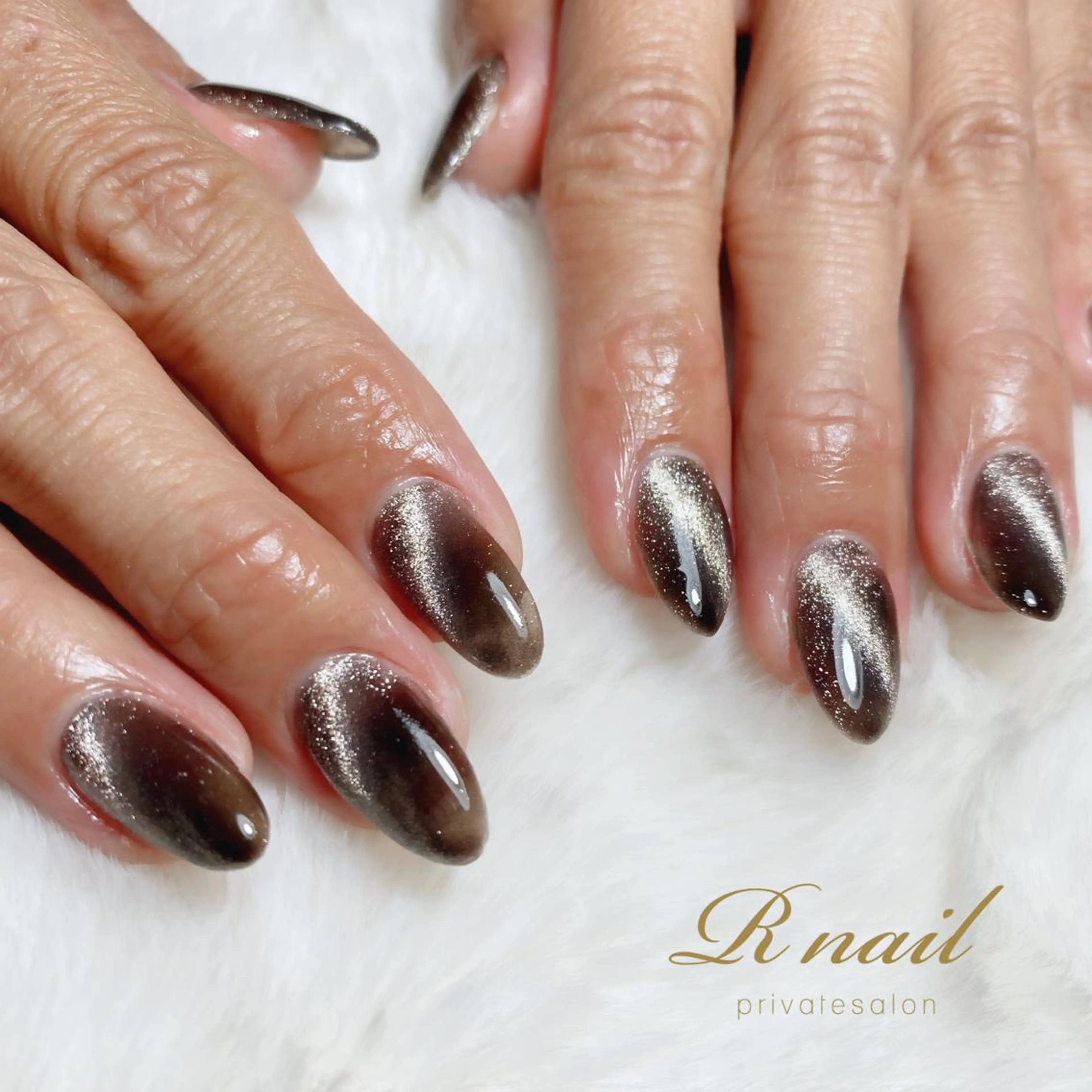 ネイル R nailのネイルデザイン