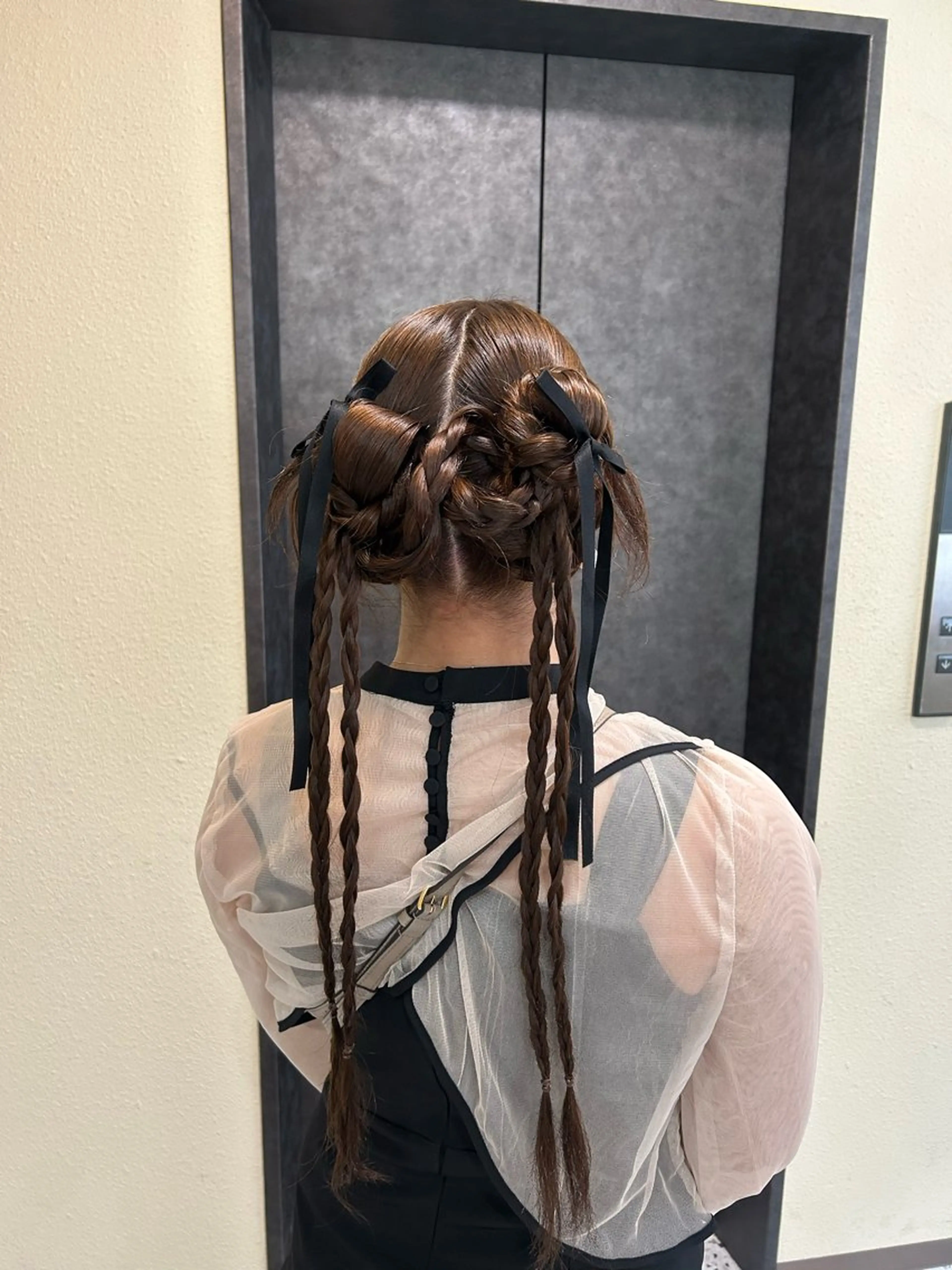 ロング ヘアセット Mila Hazukiのヘアスタイル