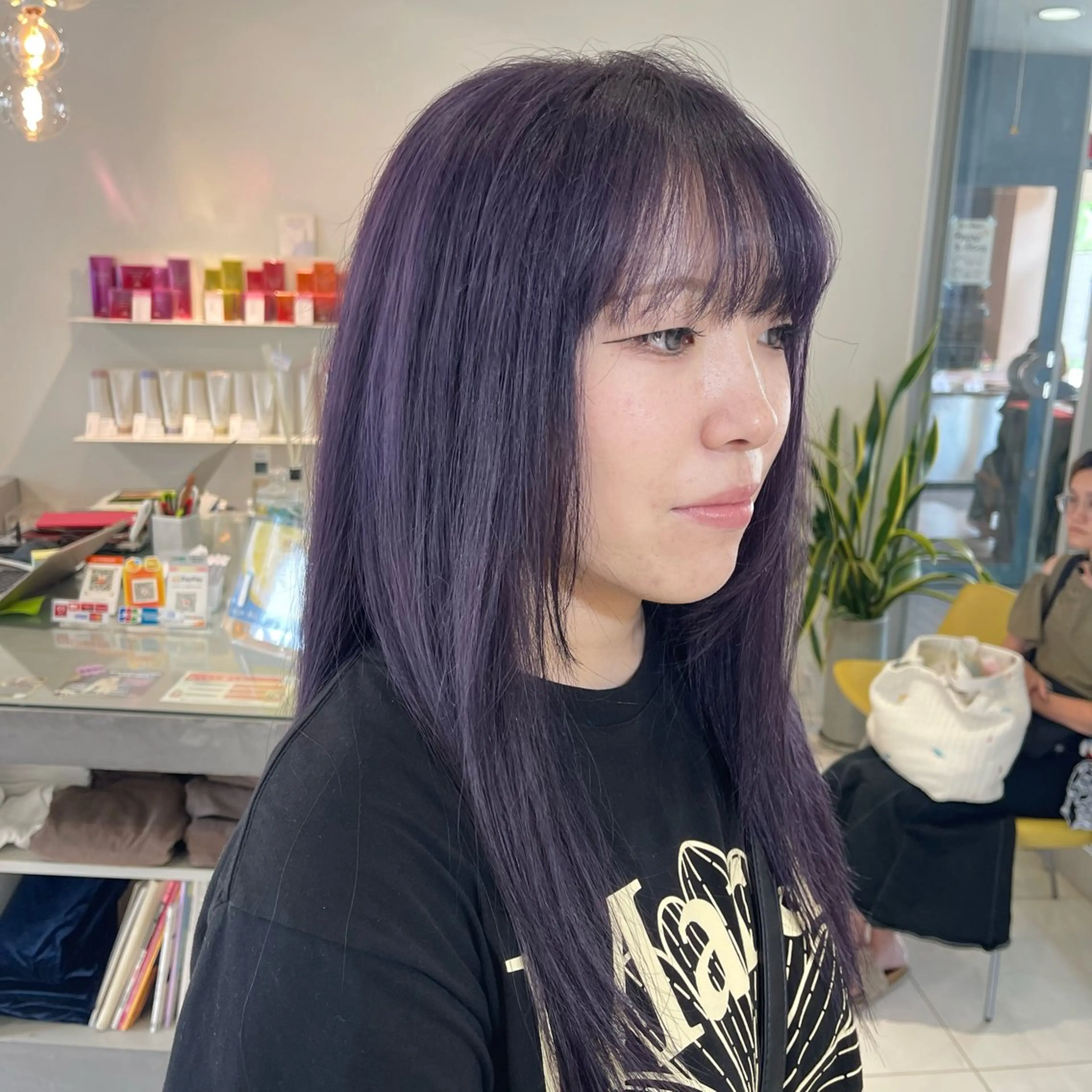 セミロング カラー 透明感カラー ラベンダーカラー 由比藤理子 ブリーチカラー🌈のヘアスタイル