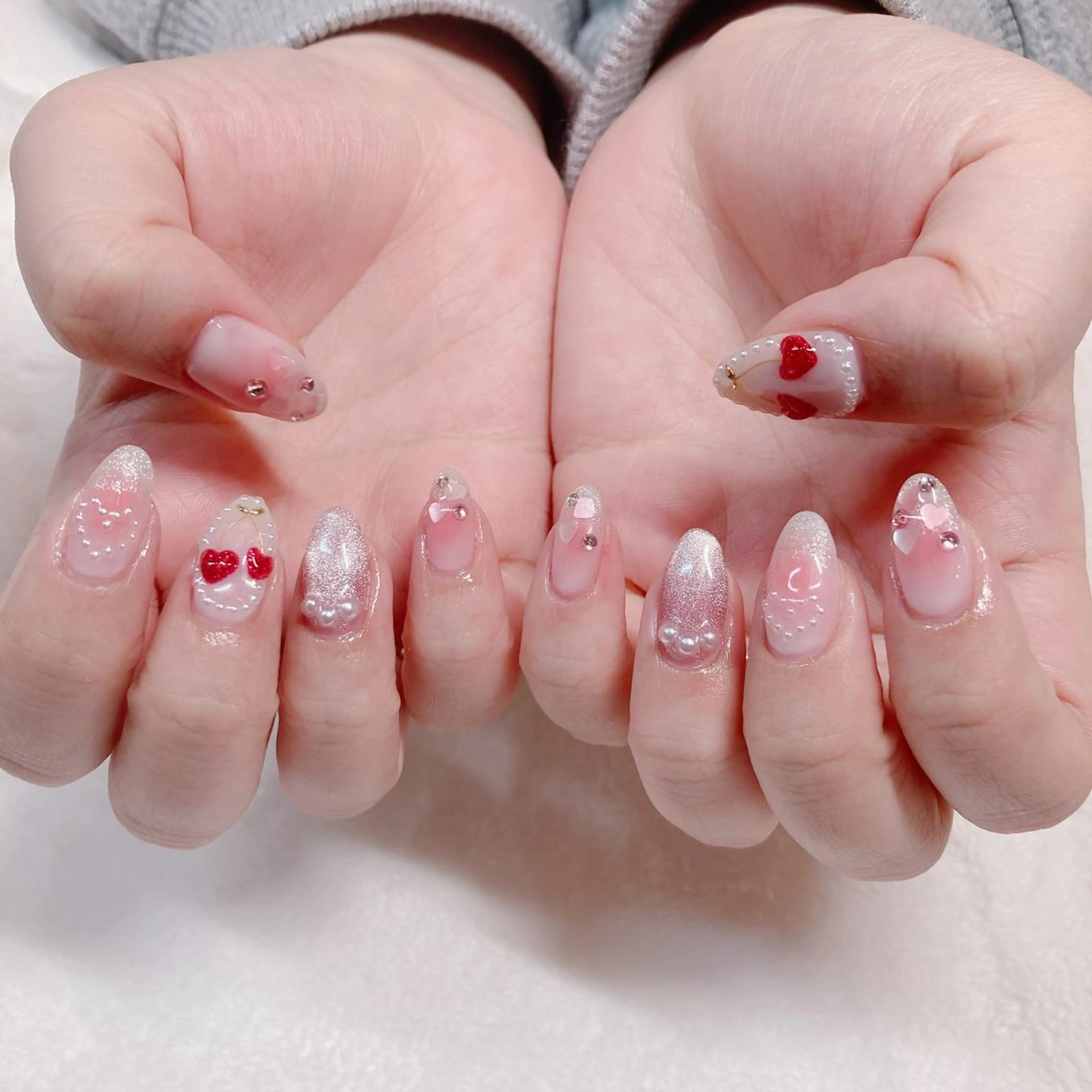 ネイル ハンドネイル 根津 綾子のネイルデザイン