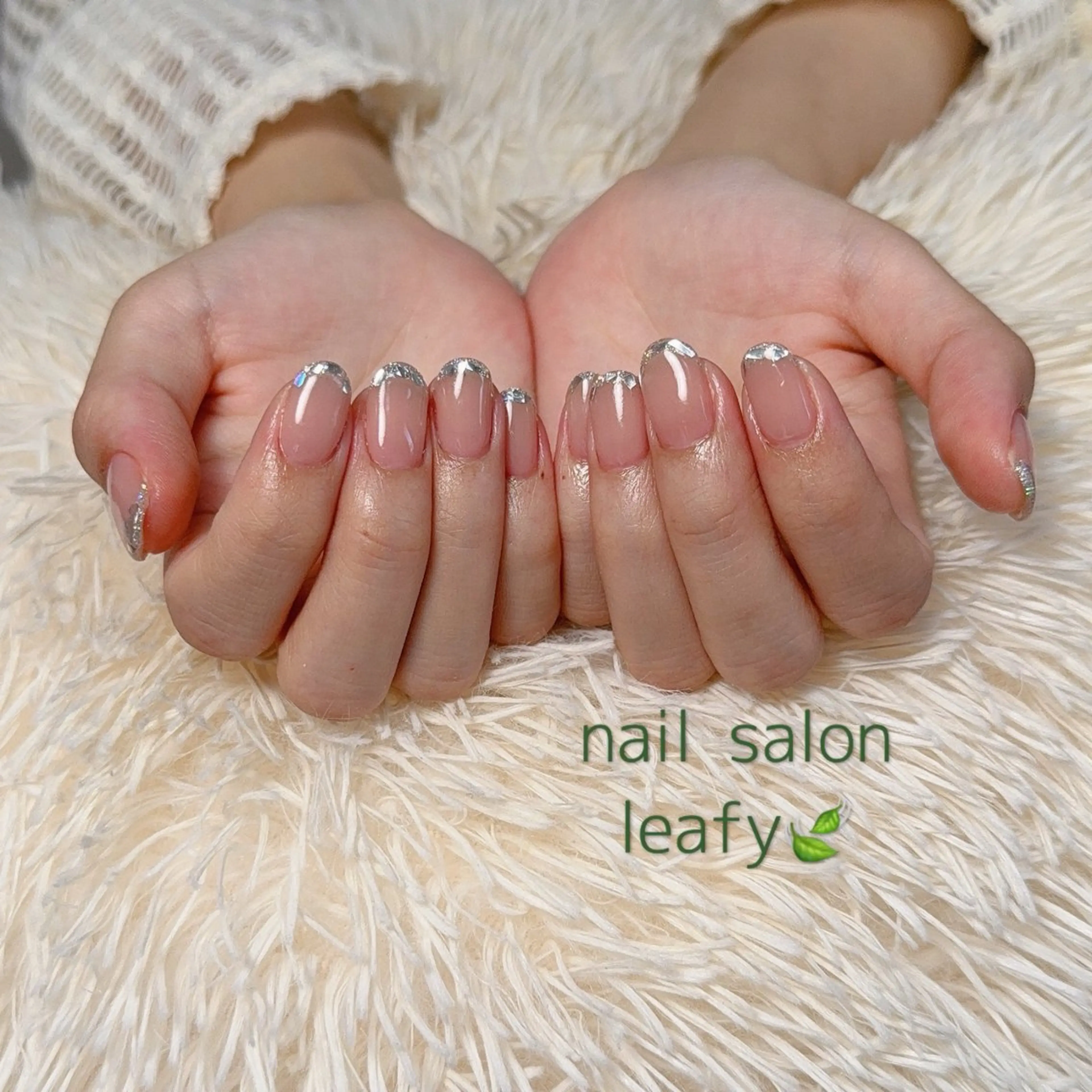 ネイル フレンチネイル ガラスフレンチ ネイルサロン leafyのネイルデザイン