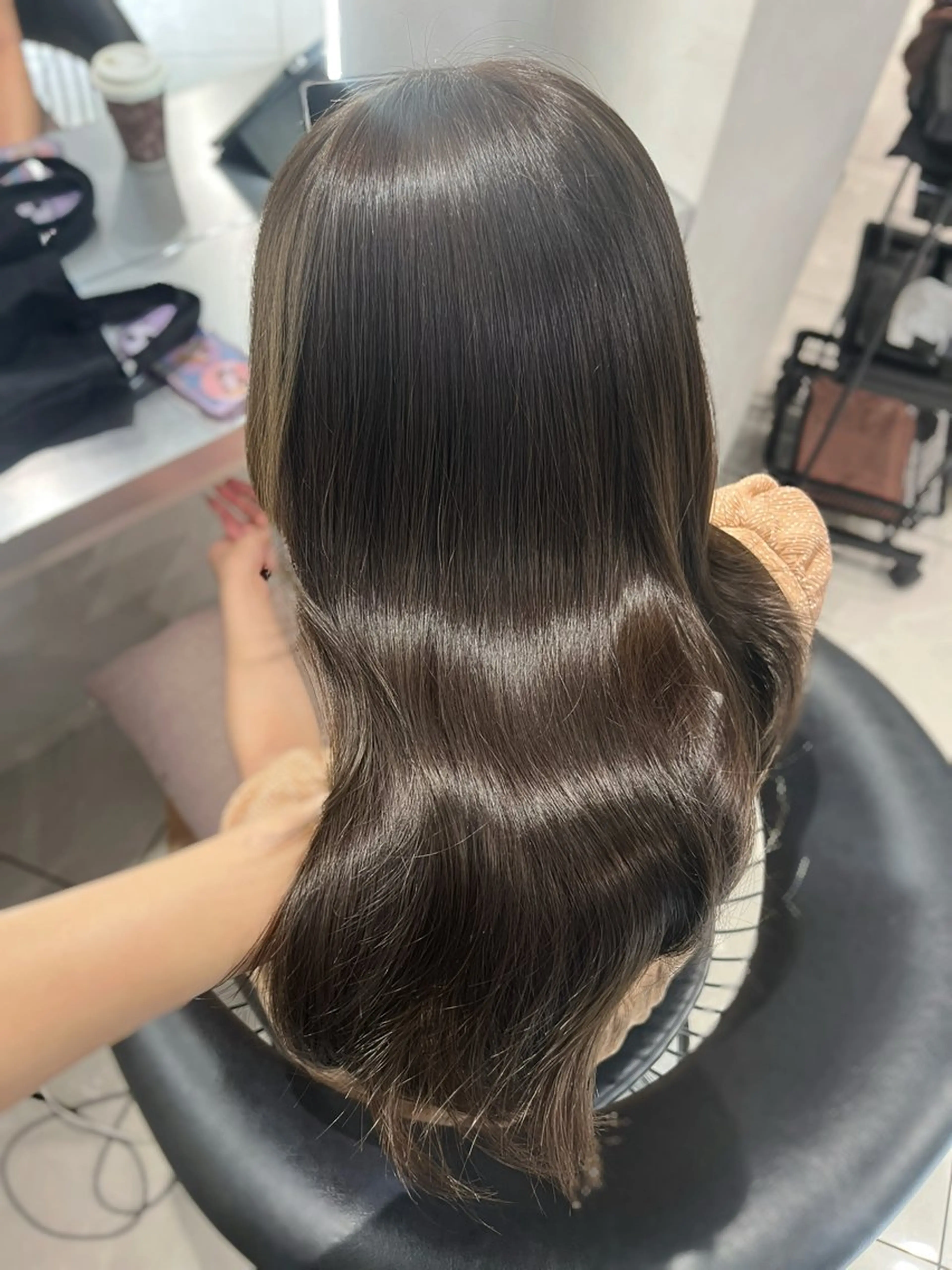 セミロング カラー 透明感カラー グレージュ カット ヘアカラー トリートメント 韓国レイヤー×モテ髪 /MITSUKI🤍のヘアスタイル