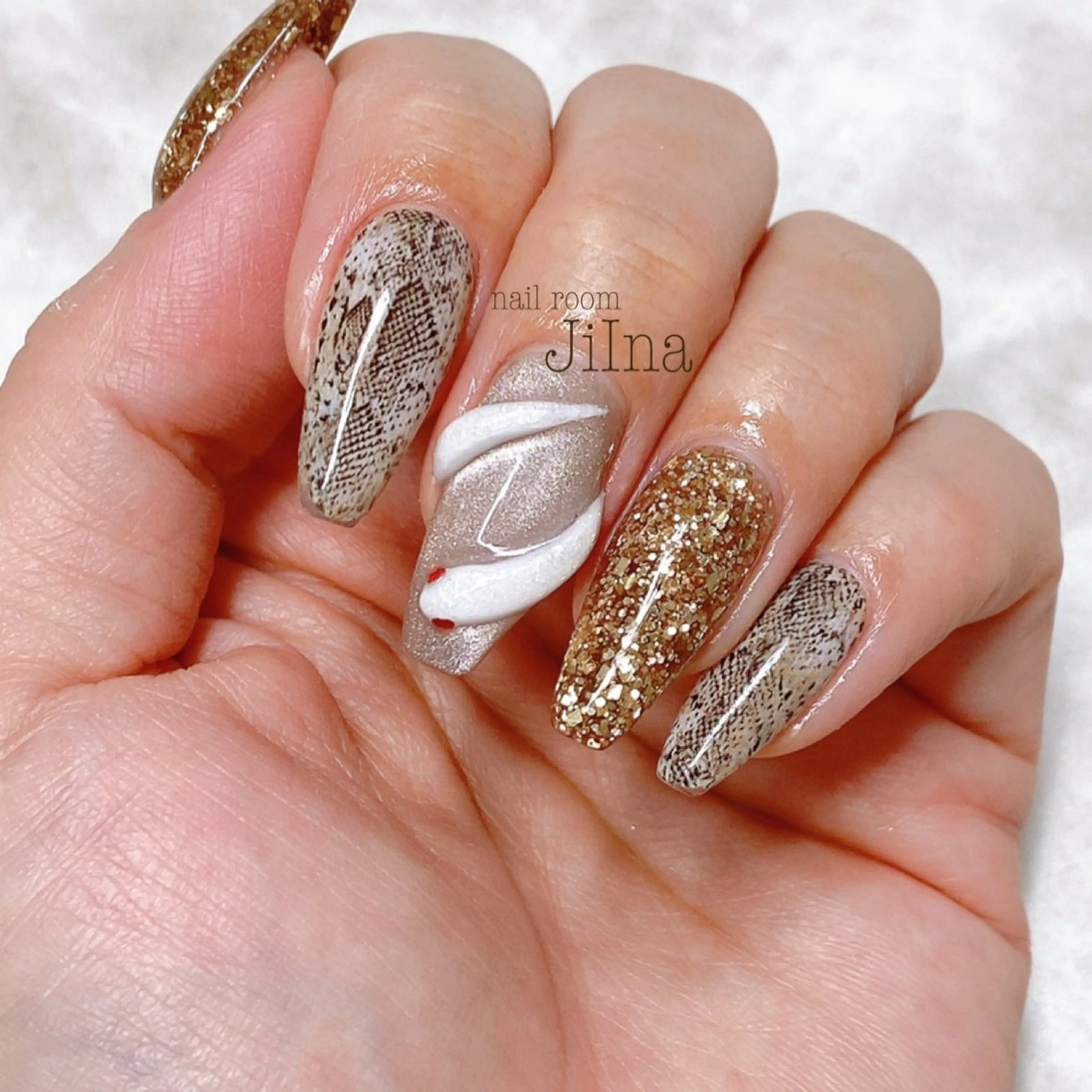 ネイル JiIna nailのネイルデザイン
