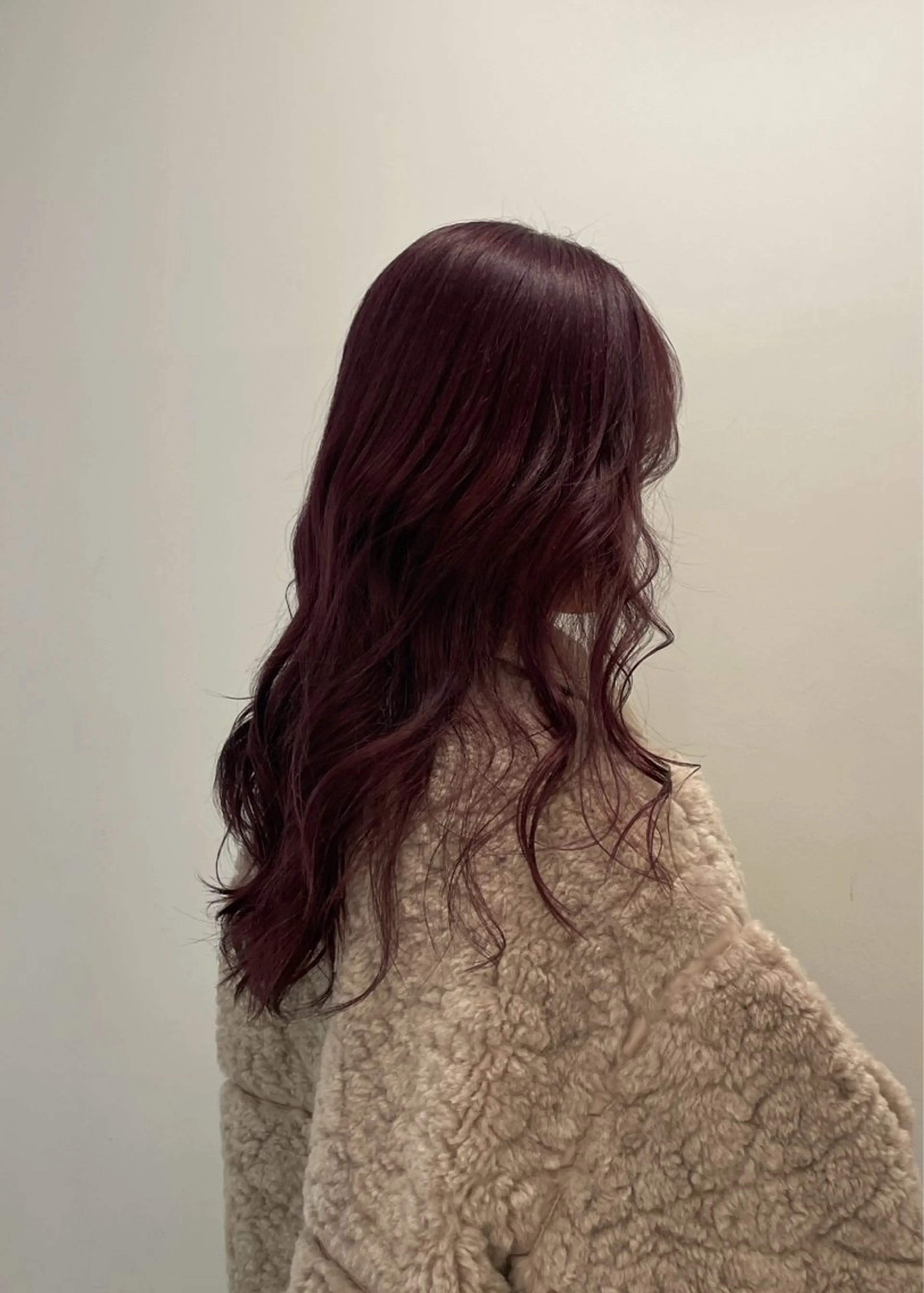 ロング 🎨白髪染め/ マニキュア/近藤怜那のヘアスタイル