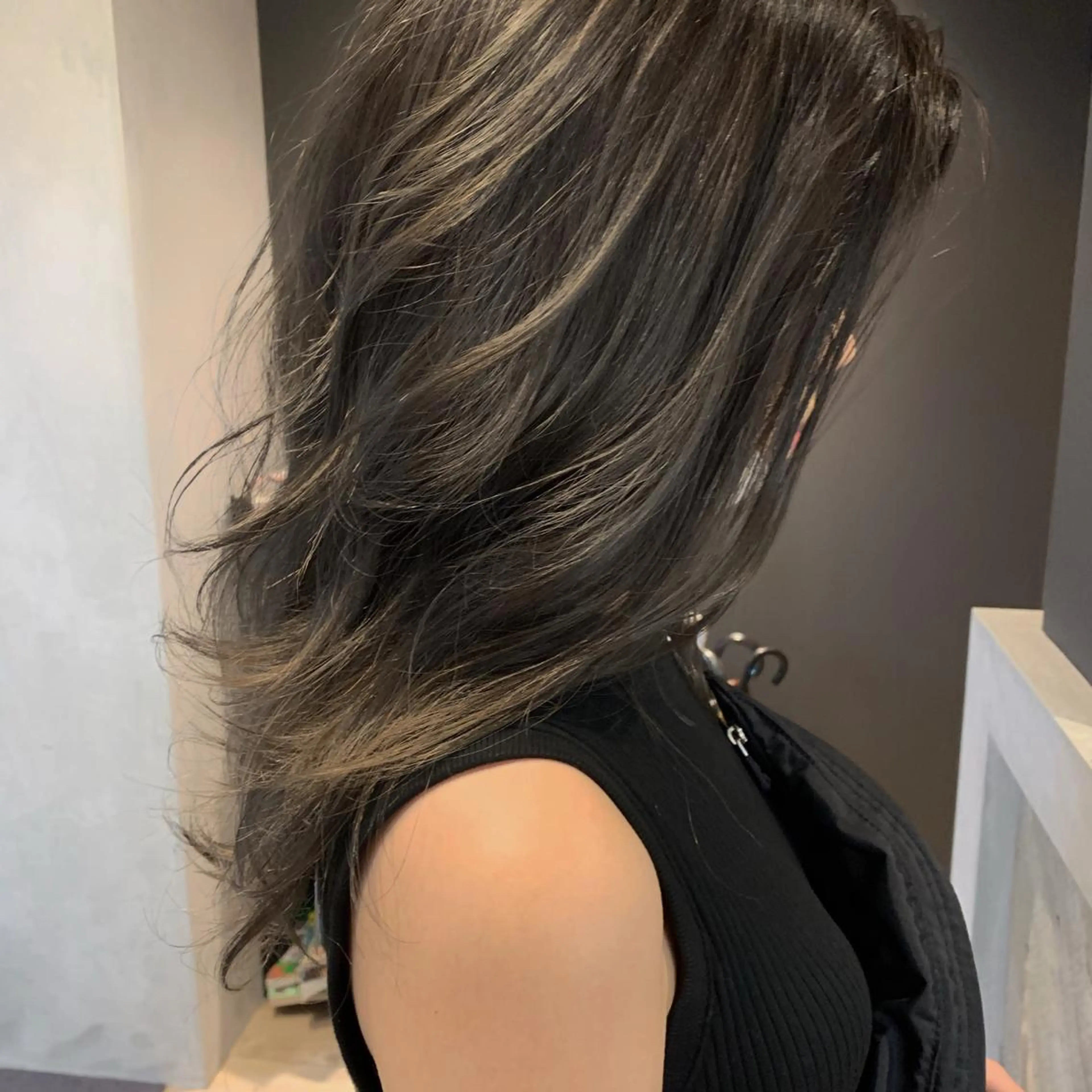 セミロング ボブ/レイヤー/ ショートcovo代表のヘアスタイル