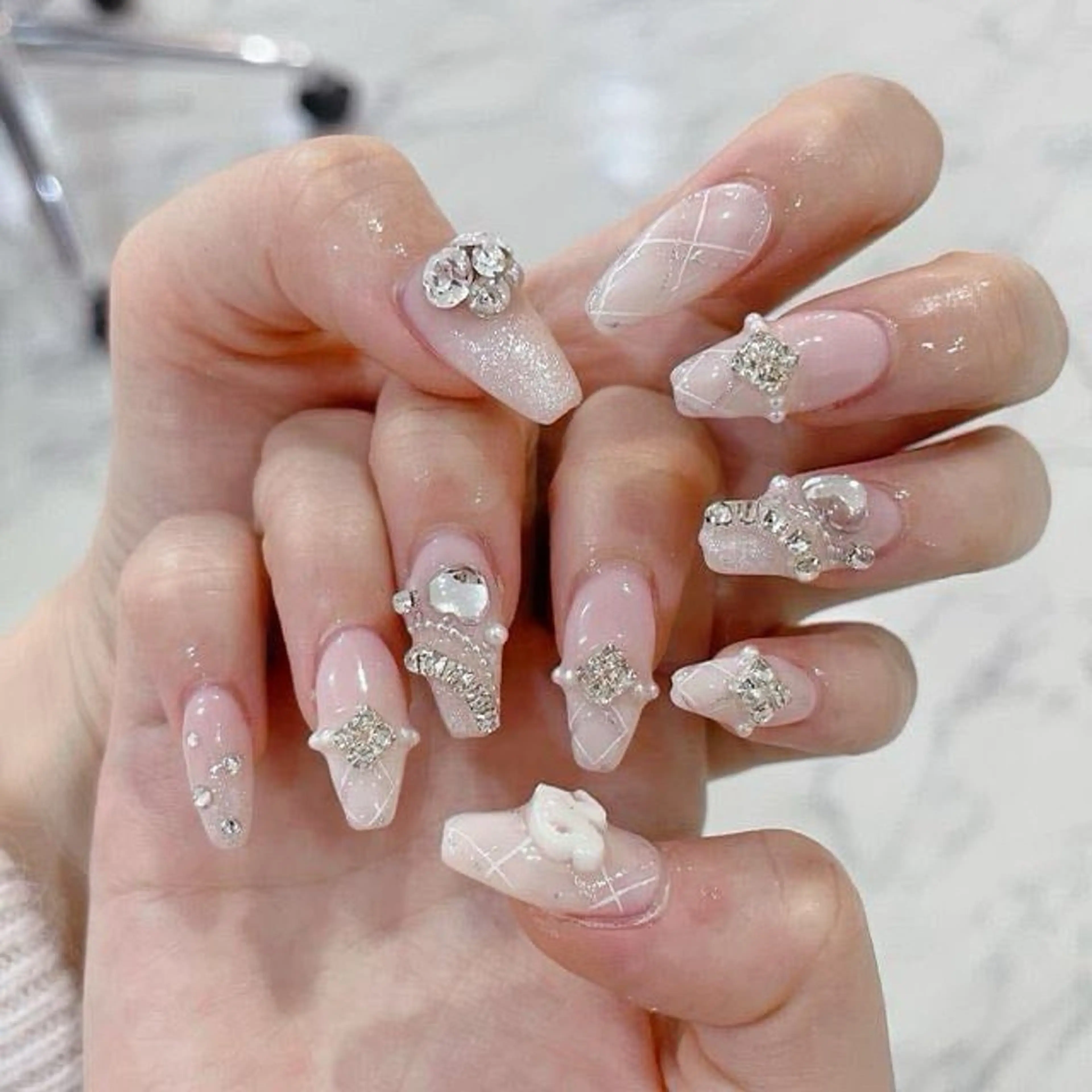 ネイル アートネイル 長さ出し ジェルネイル キラキラネイル マグネットネイル Lee Nails チップ長さだし専門店のネイルデザイン