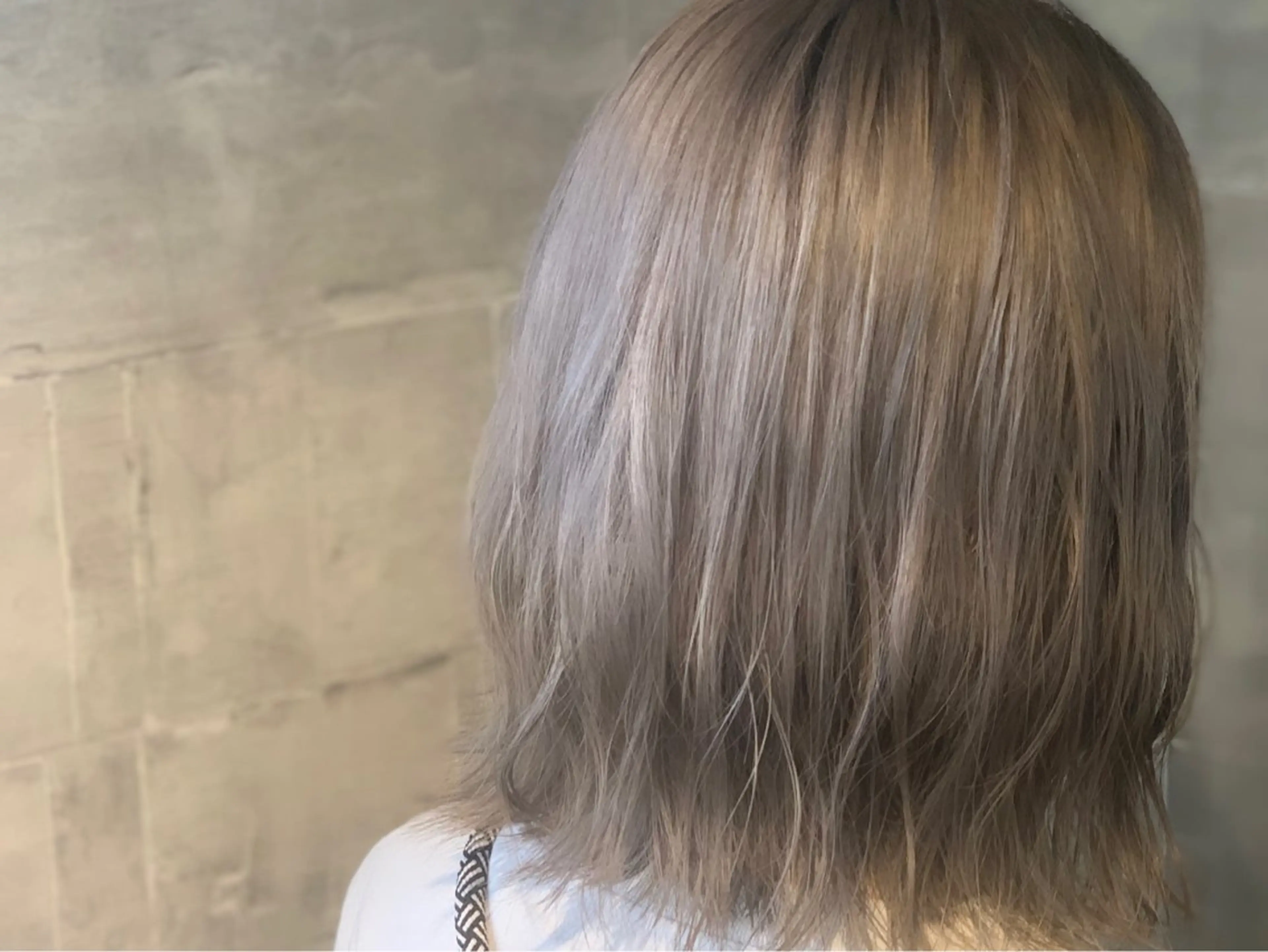ミディアム ミディアムパーマ ボブ 顔まわりレイヤー 顔周りカット ハイライト ank classic hair【アンククラシックヘアー】所属・バレ、ハイライト モデル募集　齋藤祐哉のヘアスタイル