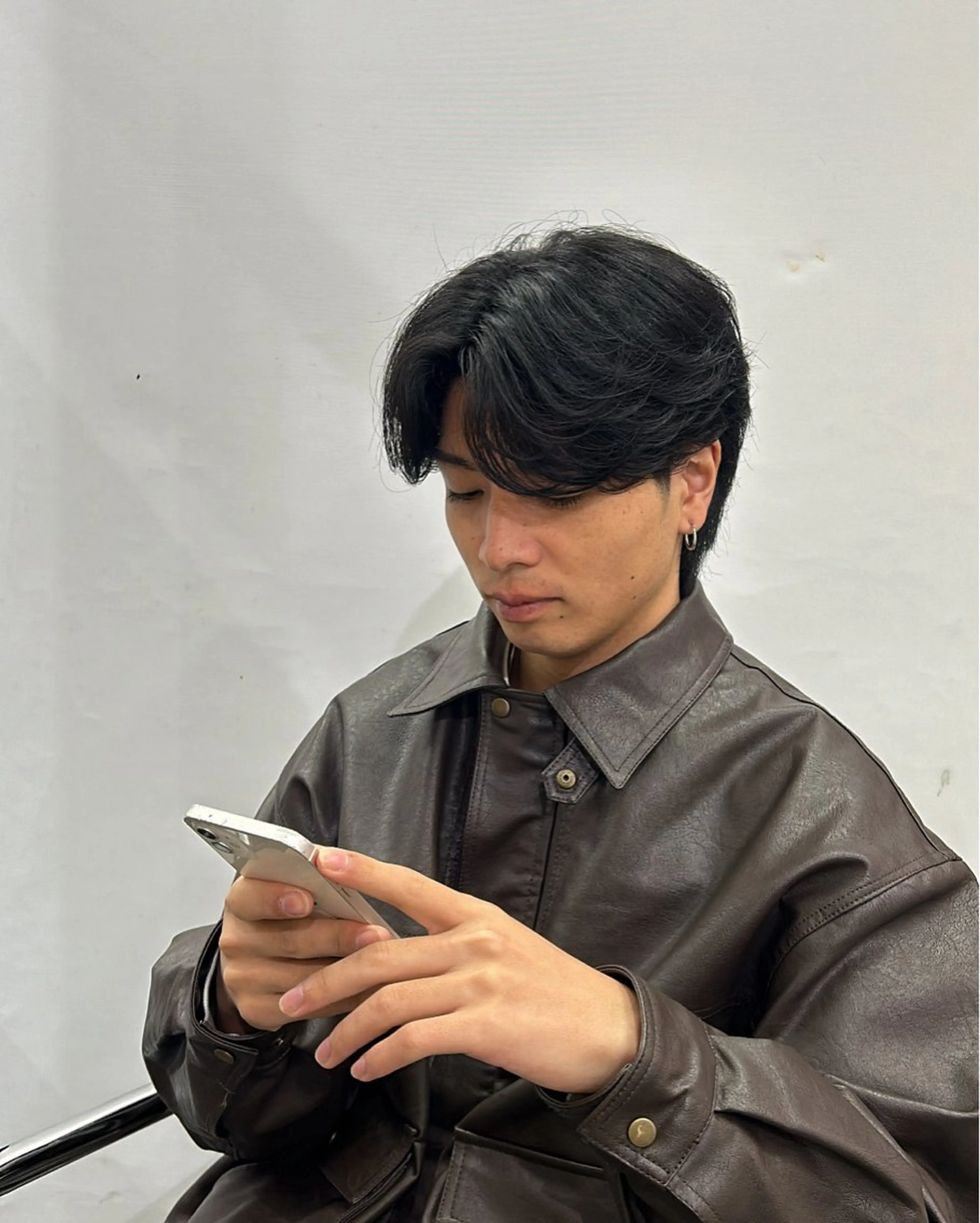 ミディアム メンズ センターパート stimulus所属・stimulus/ HAYATOのヘアスタイル