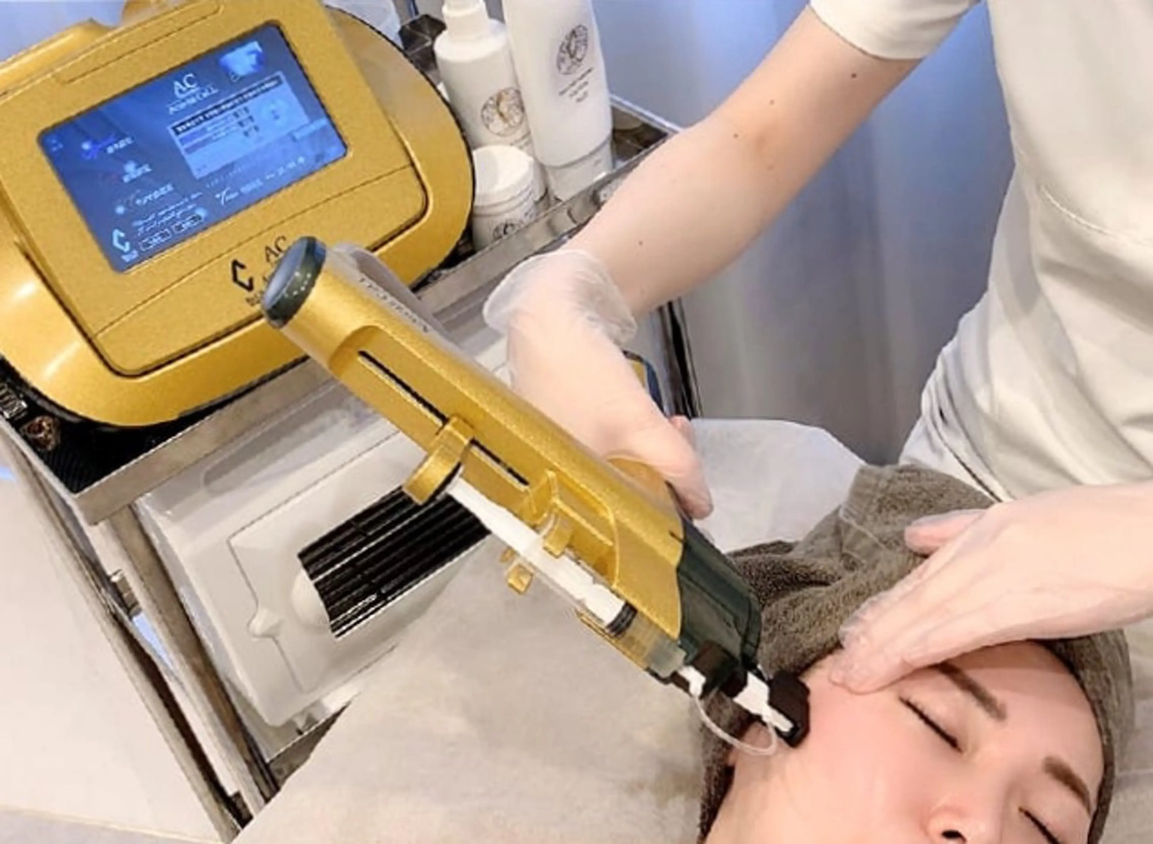 30代以上必見！潤艶ノーファンデ肌を叶える究極のエイジングケア!　ACトリートメント✨の写真