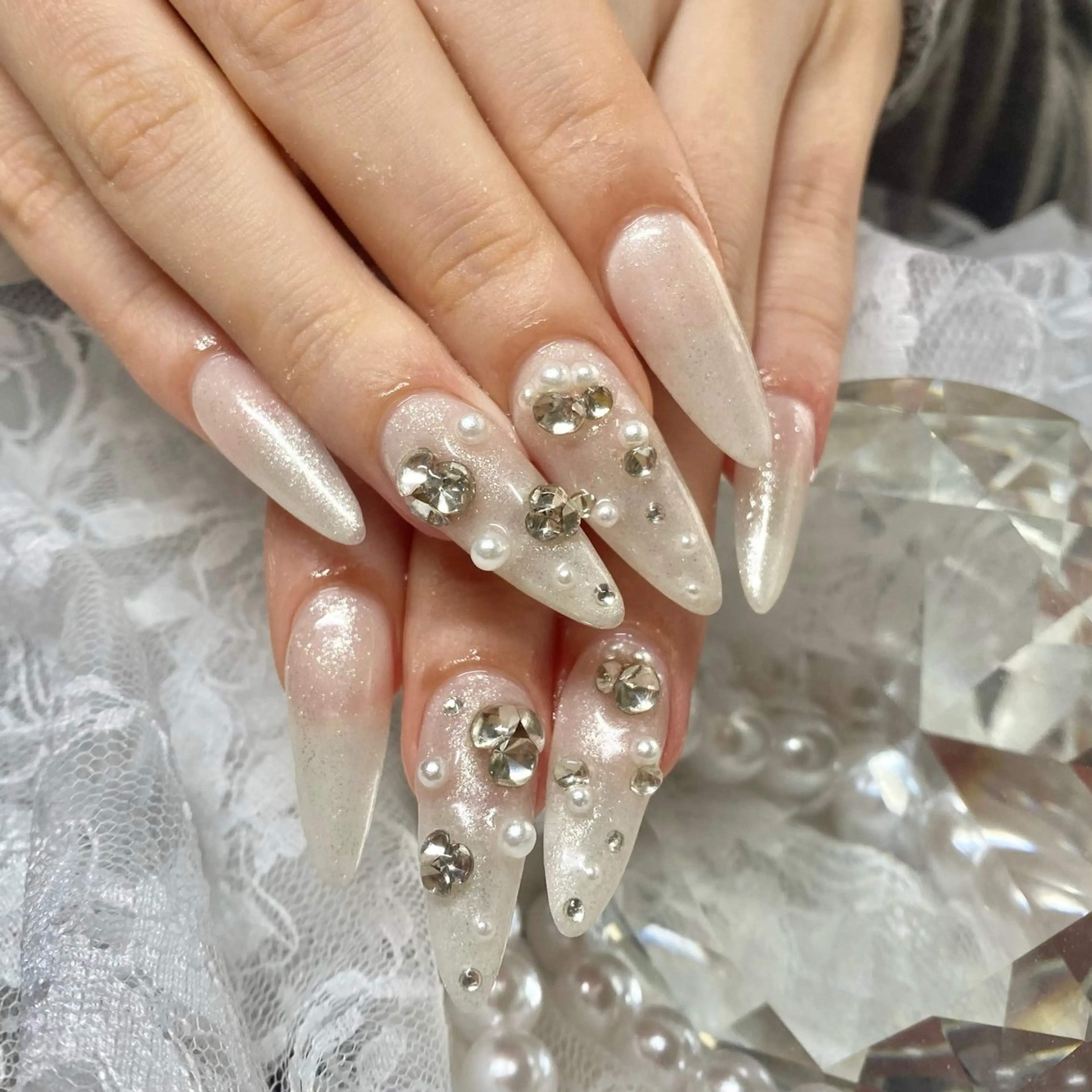 ネイル ハンドネイル 爪屋所属・橋本 里香のネイルデザイン