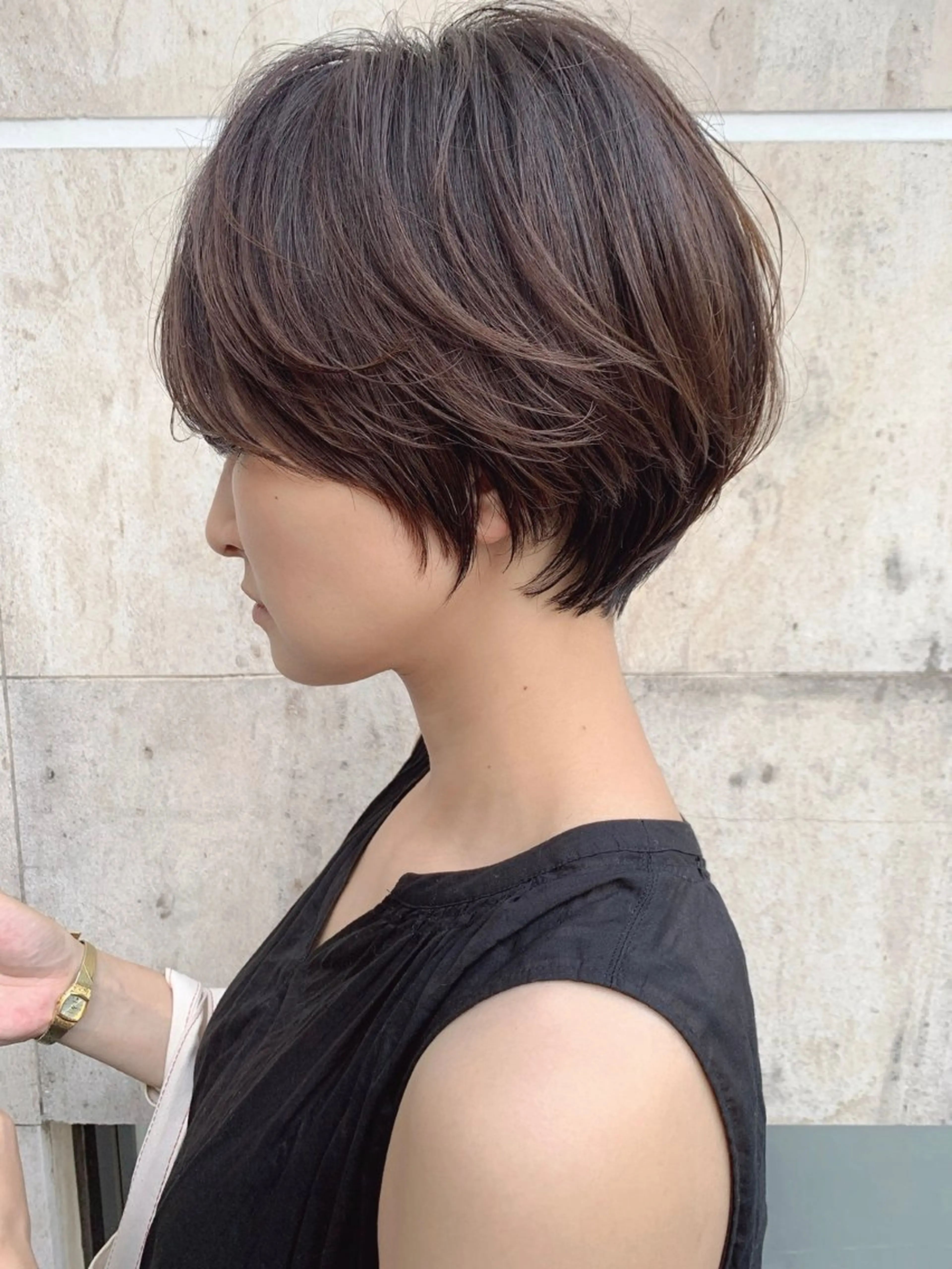 ショート カラー ミヤザキ タクトのヘアスタイル