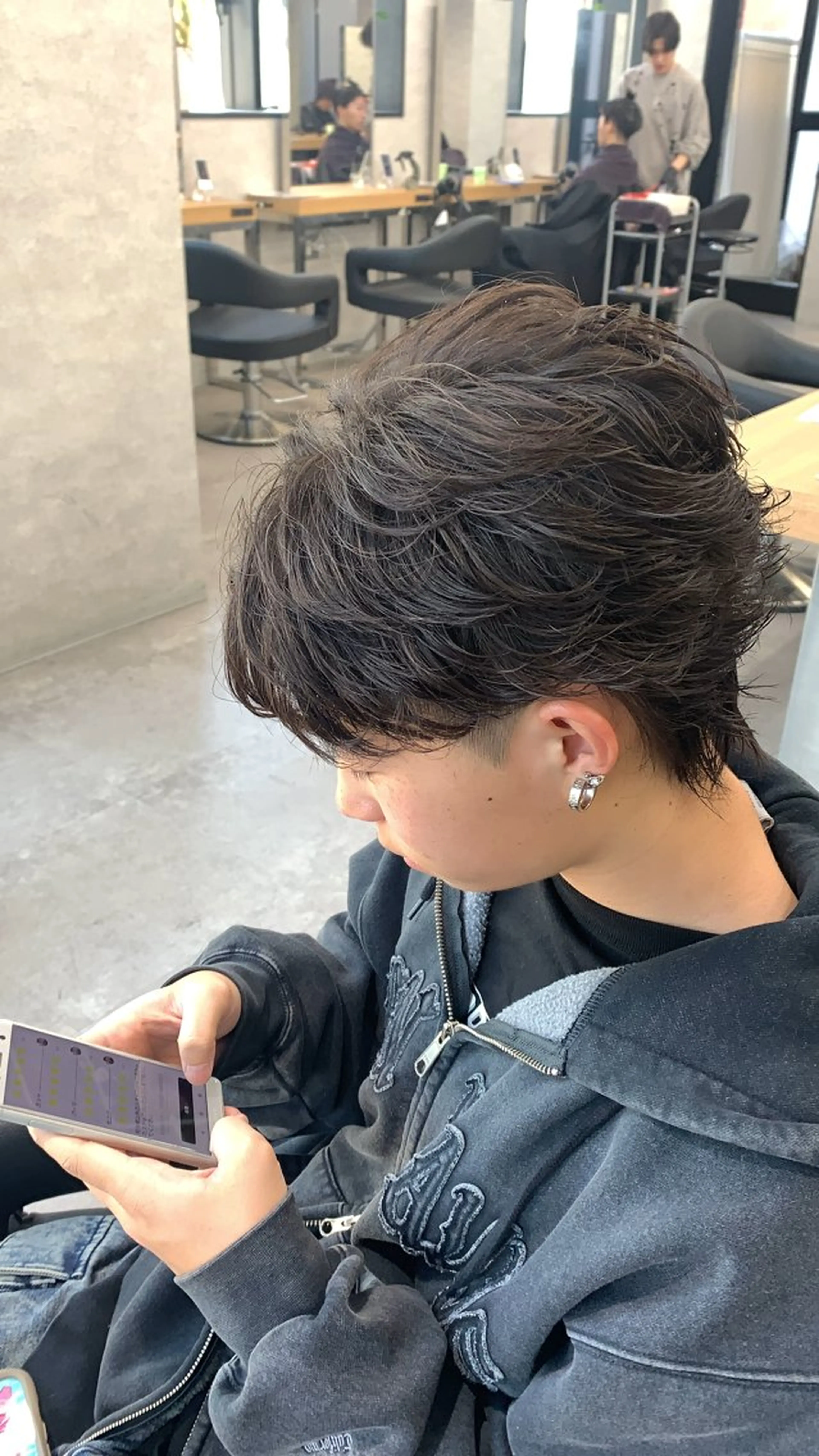 ショート パーマ メンズ センターパート メンズハイライト メンズメッシュ マッシュ メンズパーマ メンズ🐺カラー／ 垢抜け🔥木村晴希のヘアスタイル