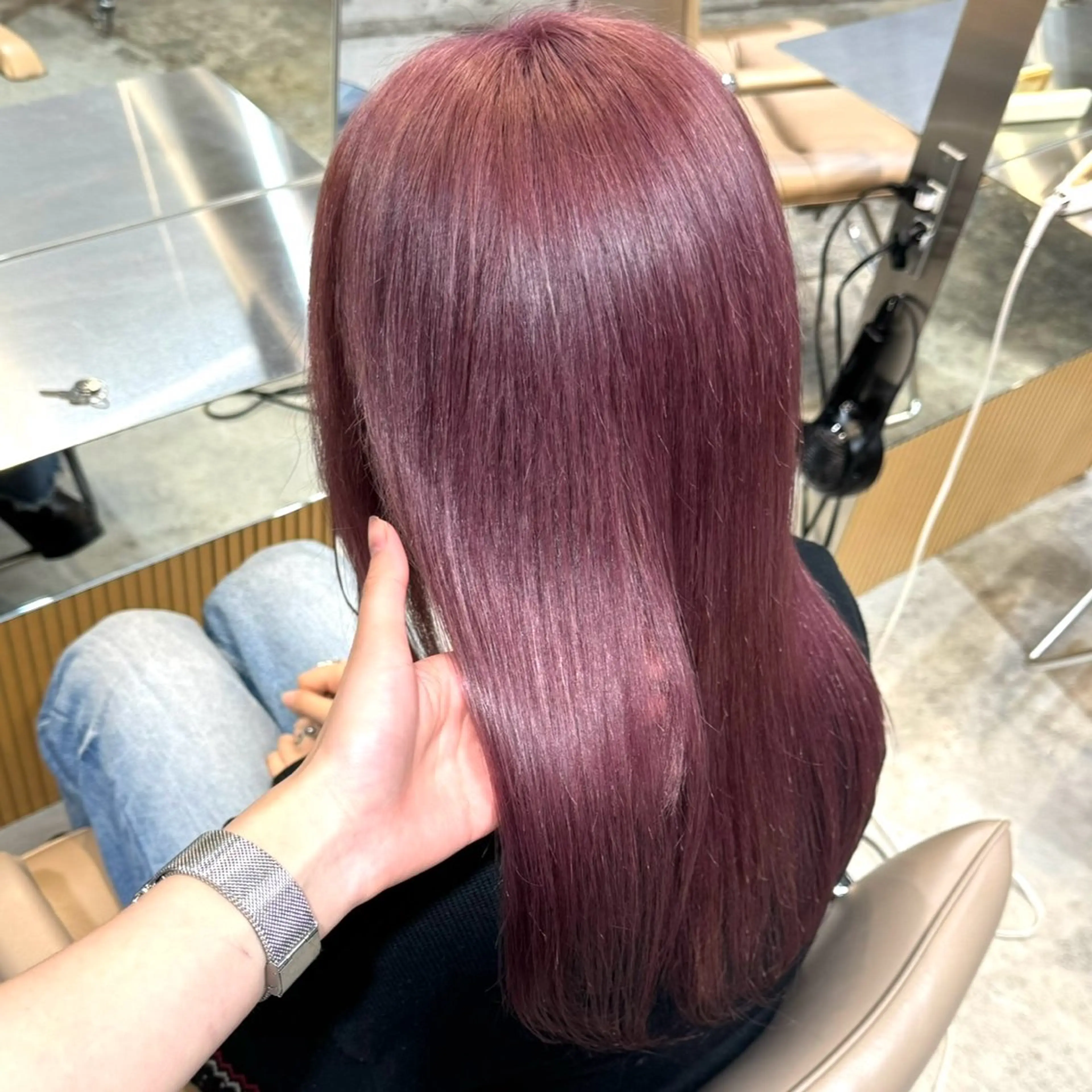 ロング ヘアカラー ミルクティーベージュ 🩰🤎miharuのヘアスタイル