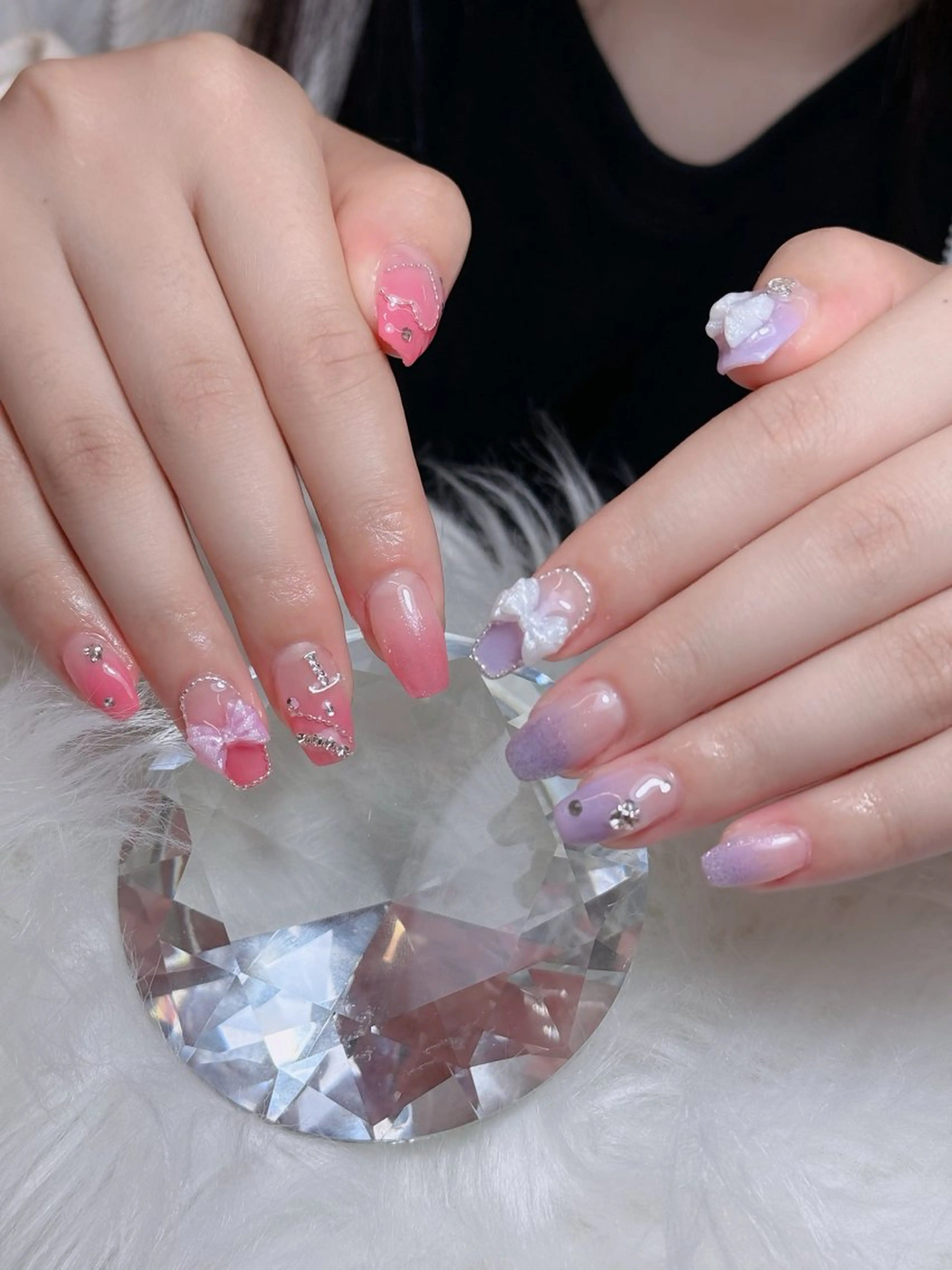 ネイル オーロラネイル チークネイル フットネイル フレンチネイル 韓国ネイル Lumi Nail 新大久保3‘のネイルデザイン