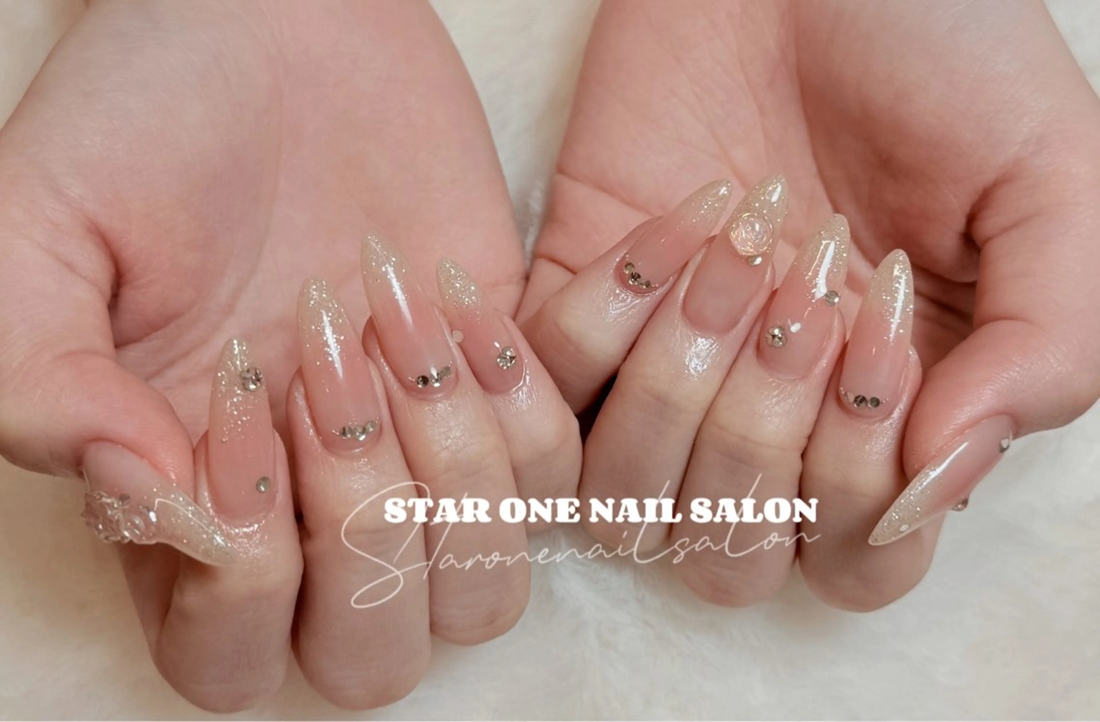 ネイル ハンドネイル 星 あみのネイルデザイン