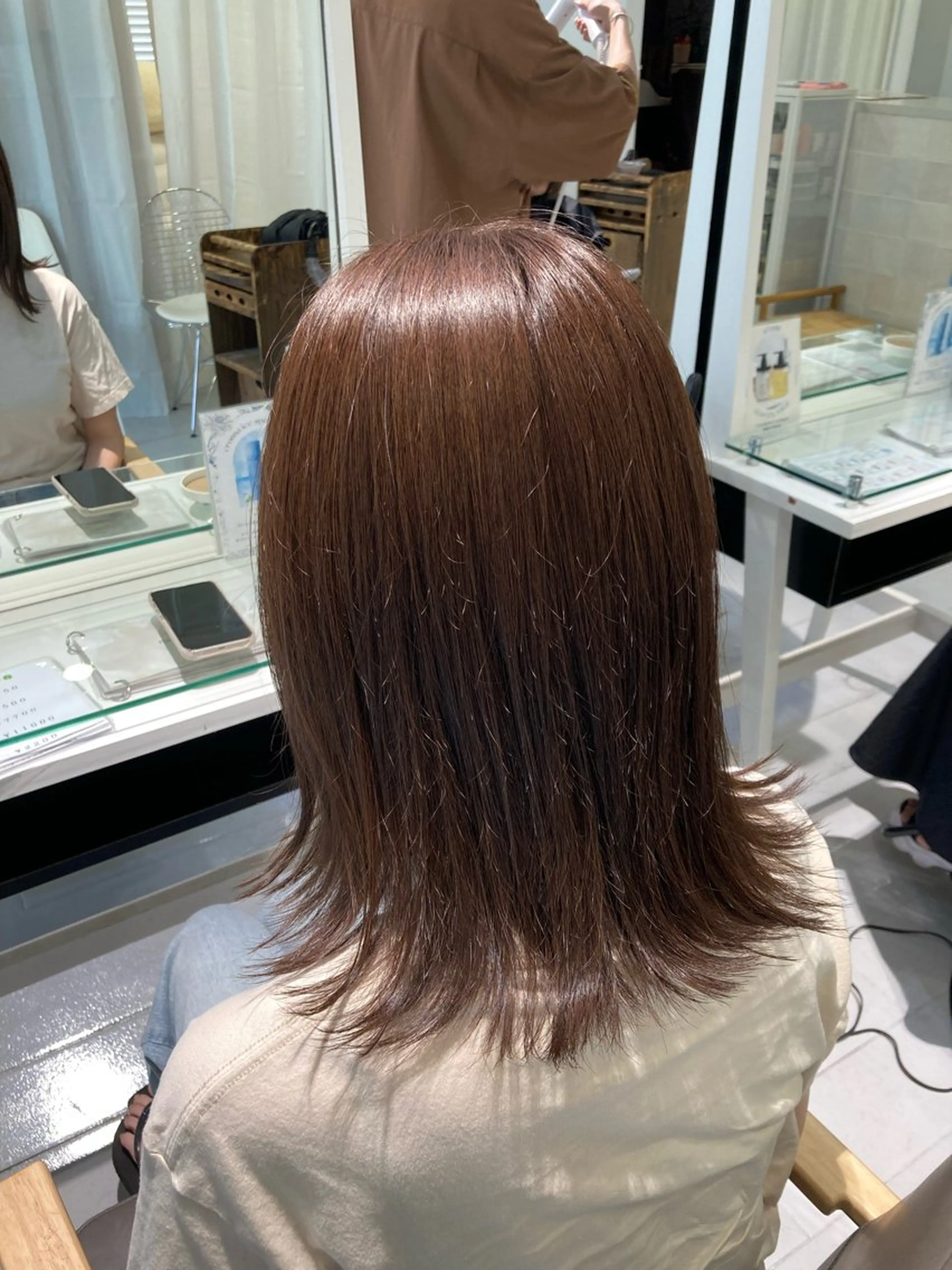 ミディアム カラー カット ヘアカラー トリートメント 🫧ゆうき🪽 髪質改善/ハイライトのヘアスタイル