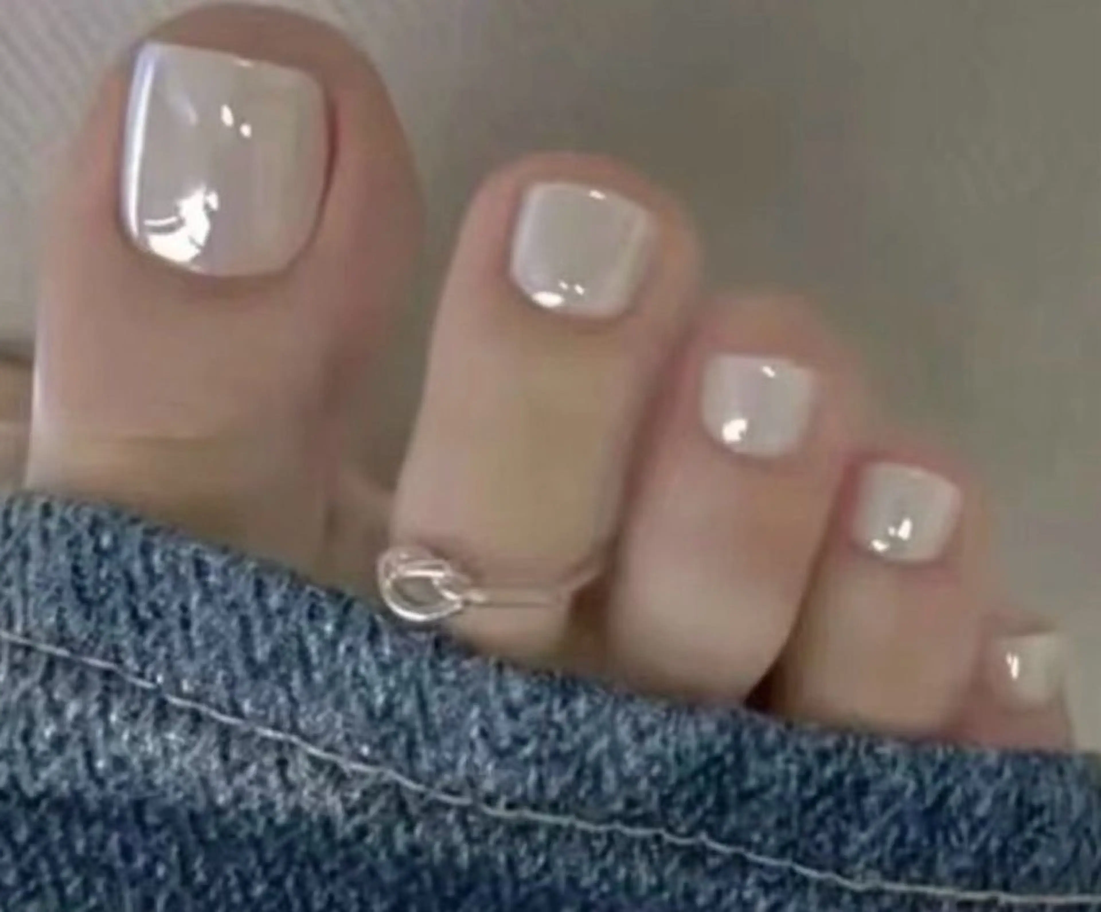 ネイル ミラーネイル フットネイル Maylie Nail所属・キイ サロンのネイルデザイン