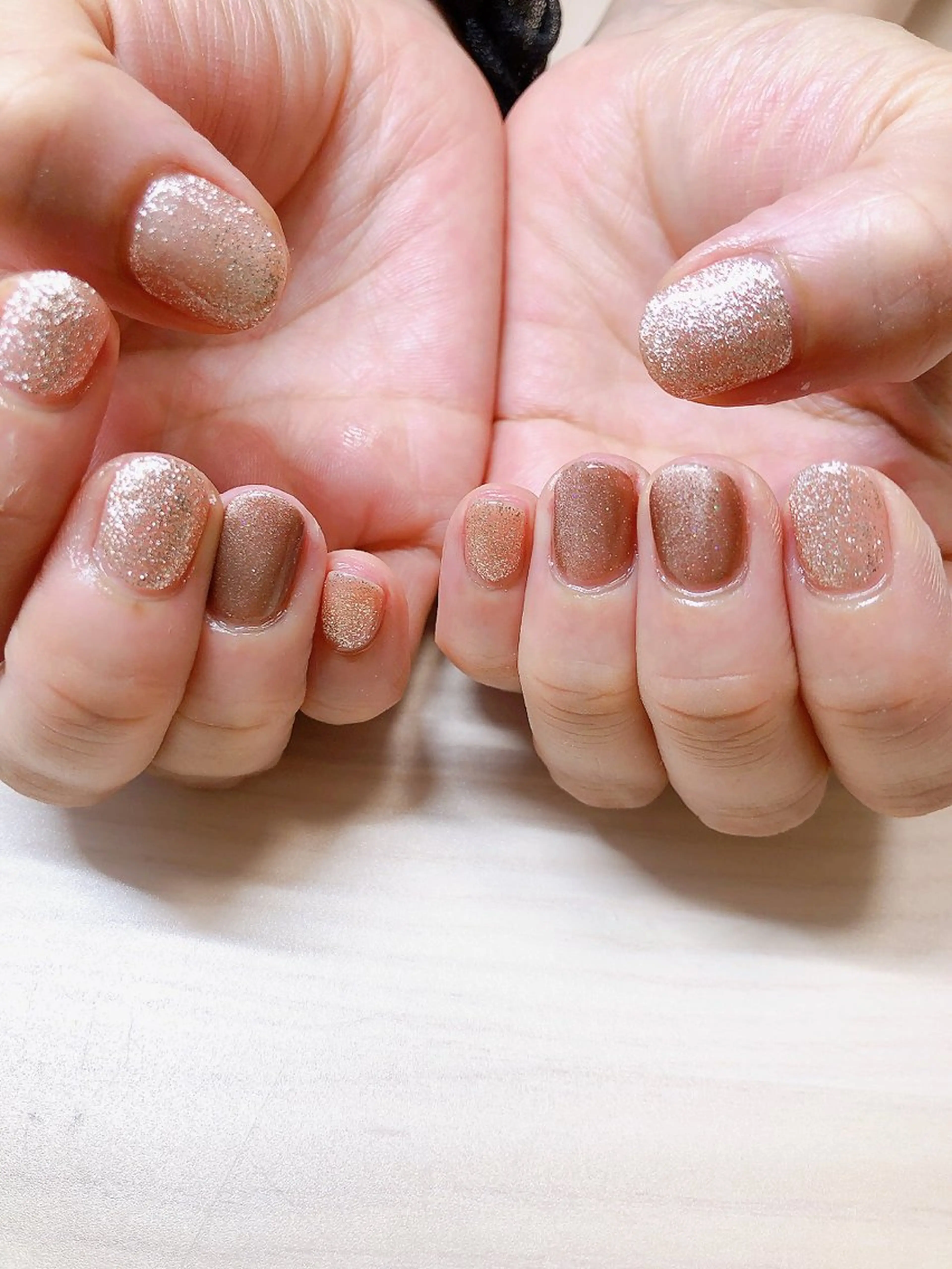 ネイル ブラウン フラッシュネイル フラッシュマグ マグネットネイル オレンジ デ・アイム「nail salon MIMIPARUN」所属・ナリス化粧品 MIMIPARUNのネイルデザイン